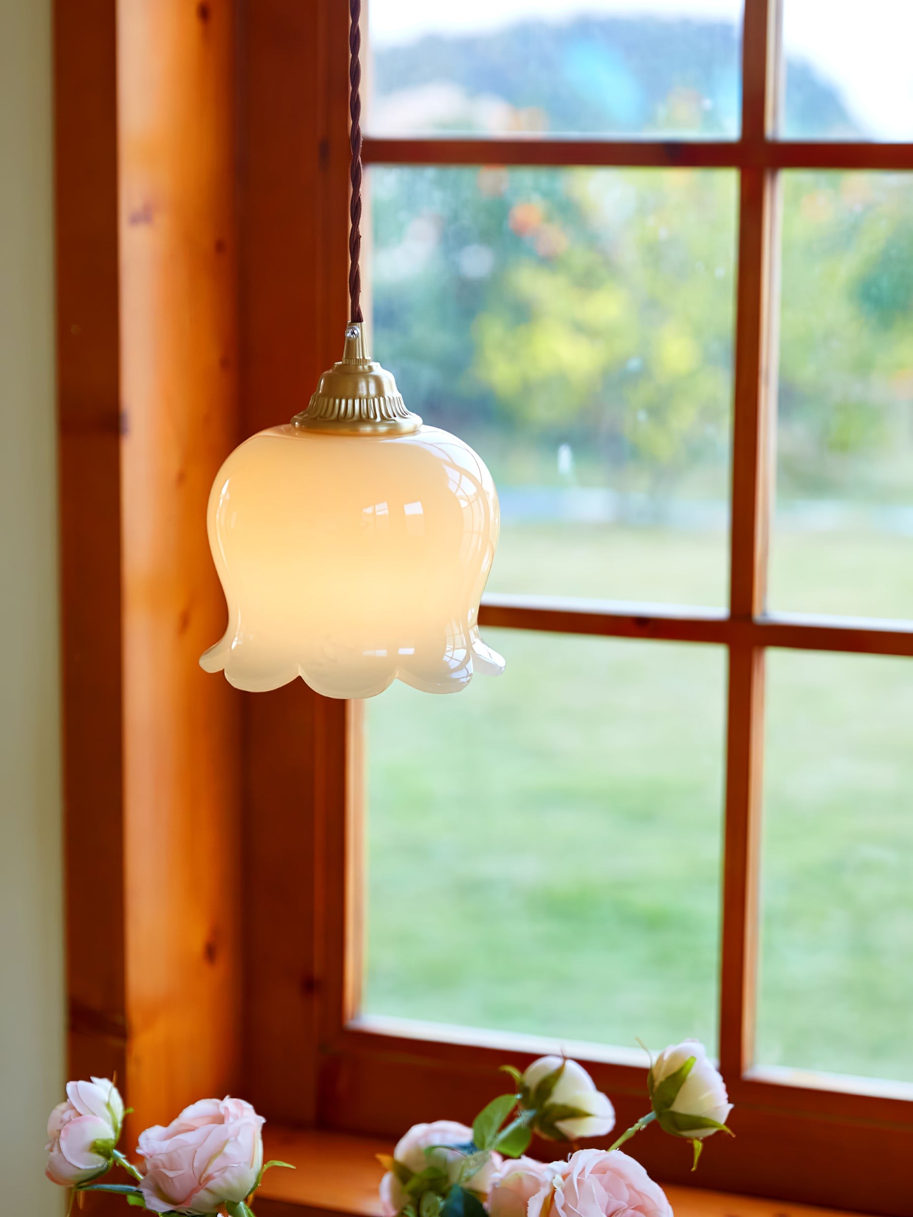 Traditional Glass Flower Pendant Lamp K736