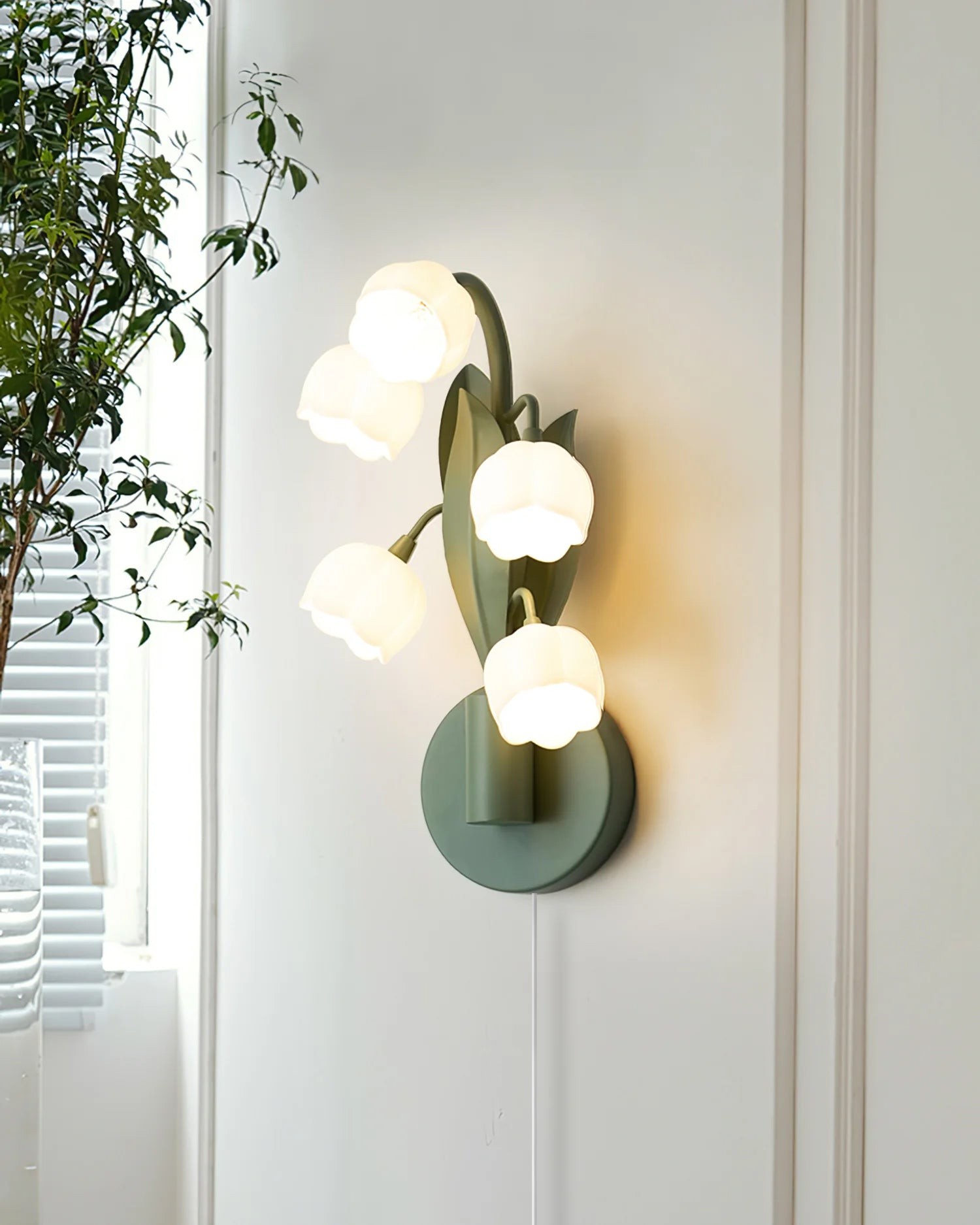 Bell Orchid Plug In Wall Lamp K973