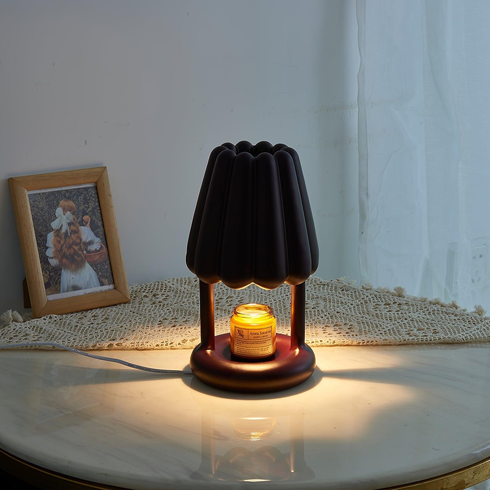 Ice Cream Flocked Resin Table Lamp K335