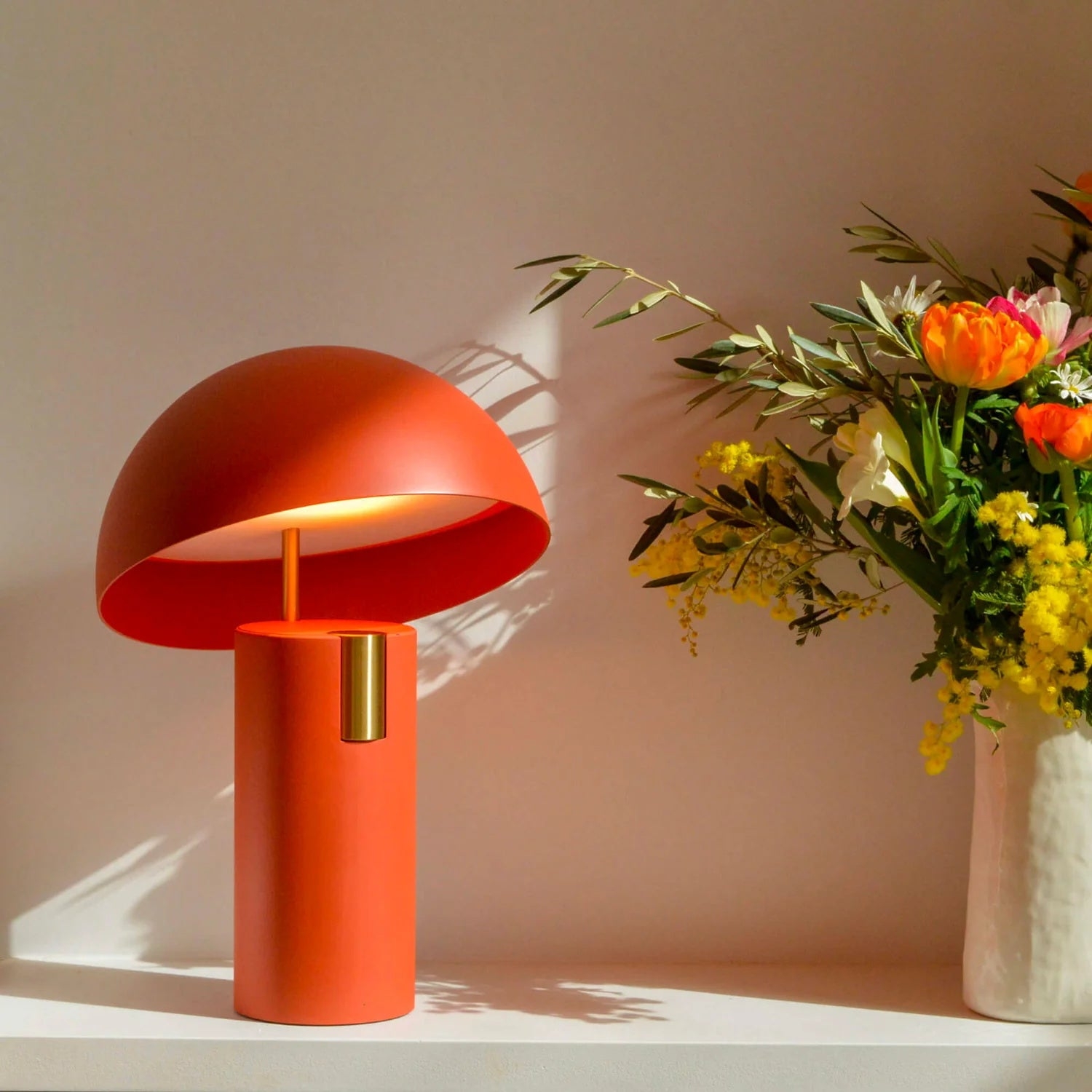 Avo Table Lamp D450