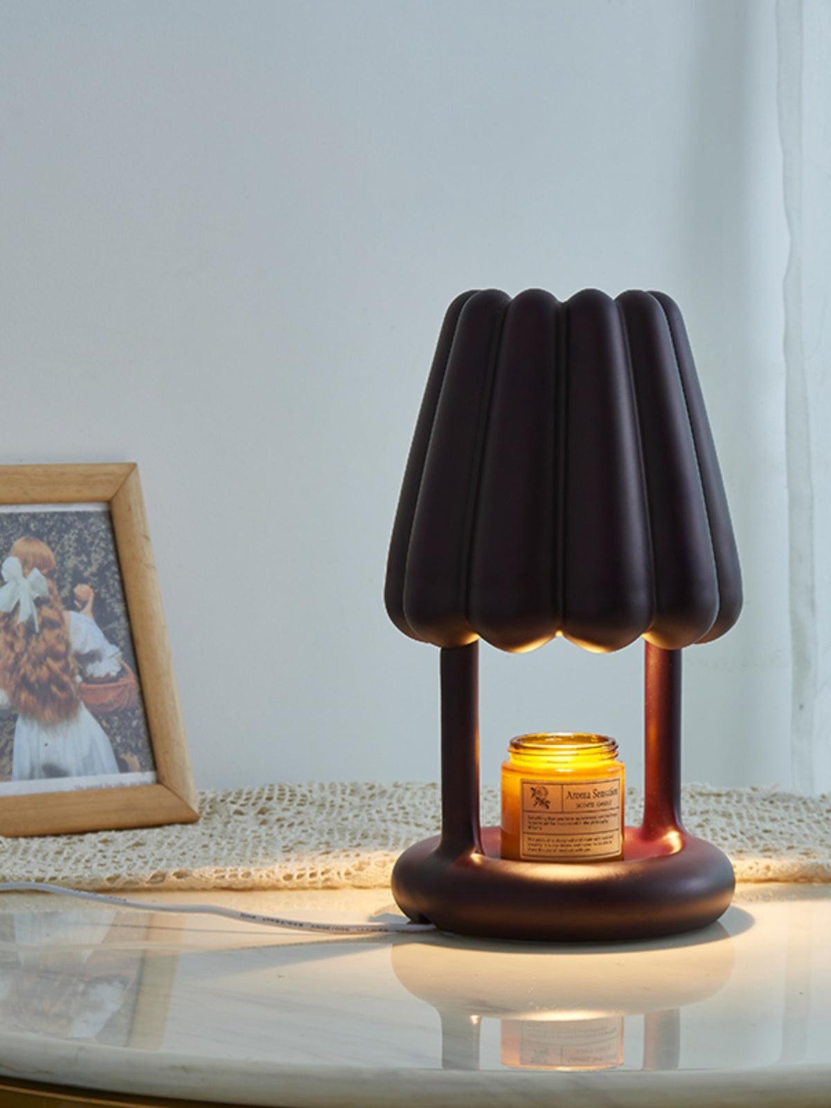 Ice Cream Flocked Resin Table Lamp K335