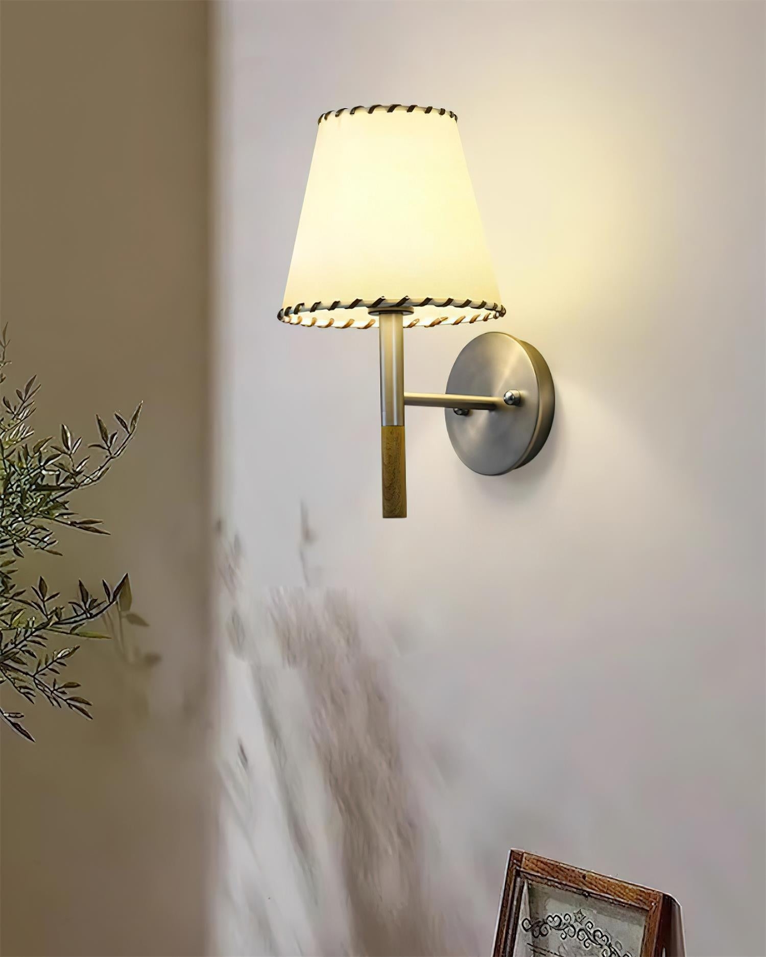 BC2 Wall Lamp D68