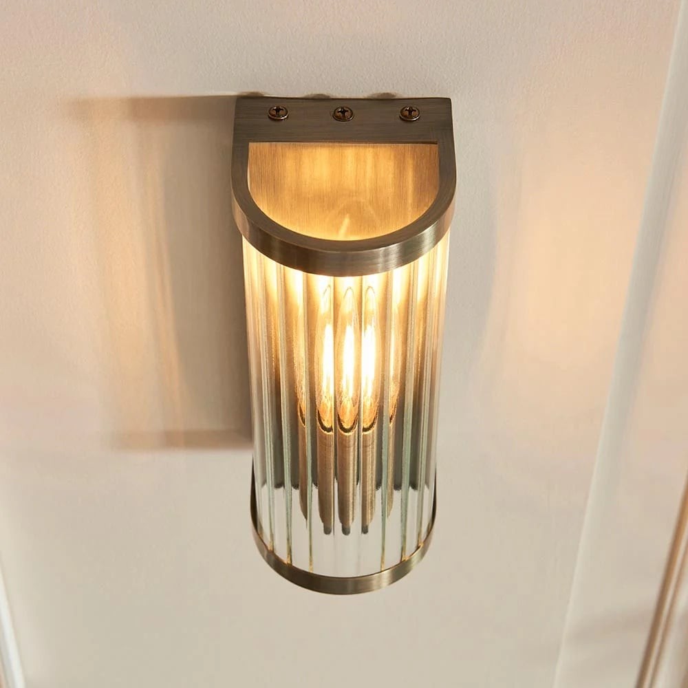 RibGlow Art Deco Ribbed Glass Wall Light - Vintage-Inspired Sconce for Living Room K1808
