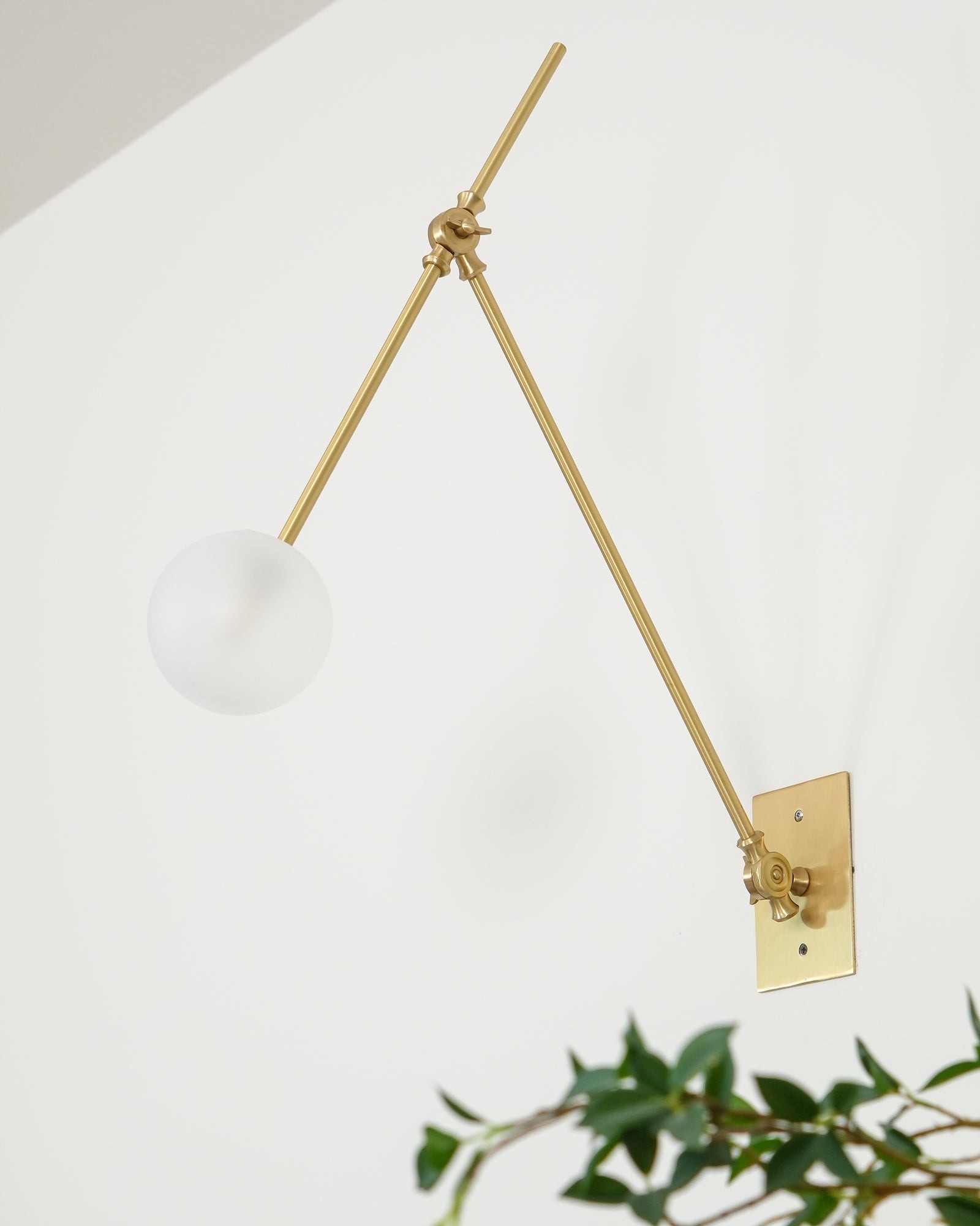 Vintage Metal Adjustable Swing Arm Wall Lamp K850