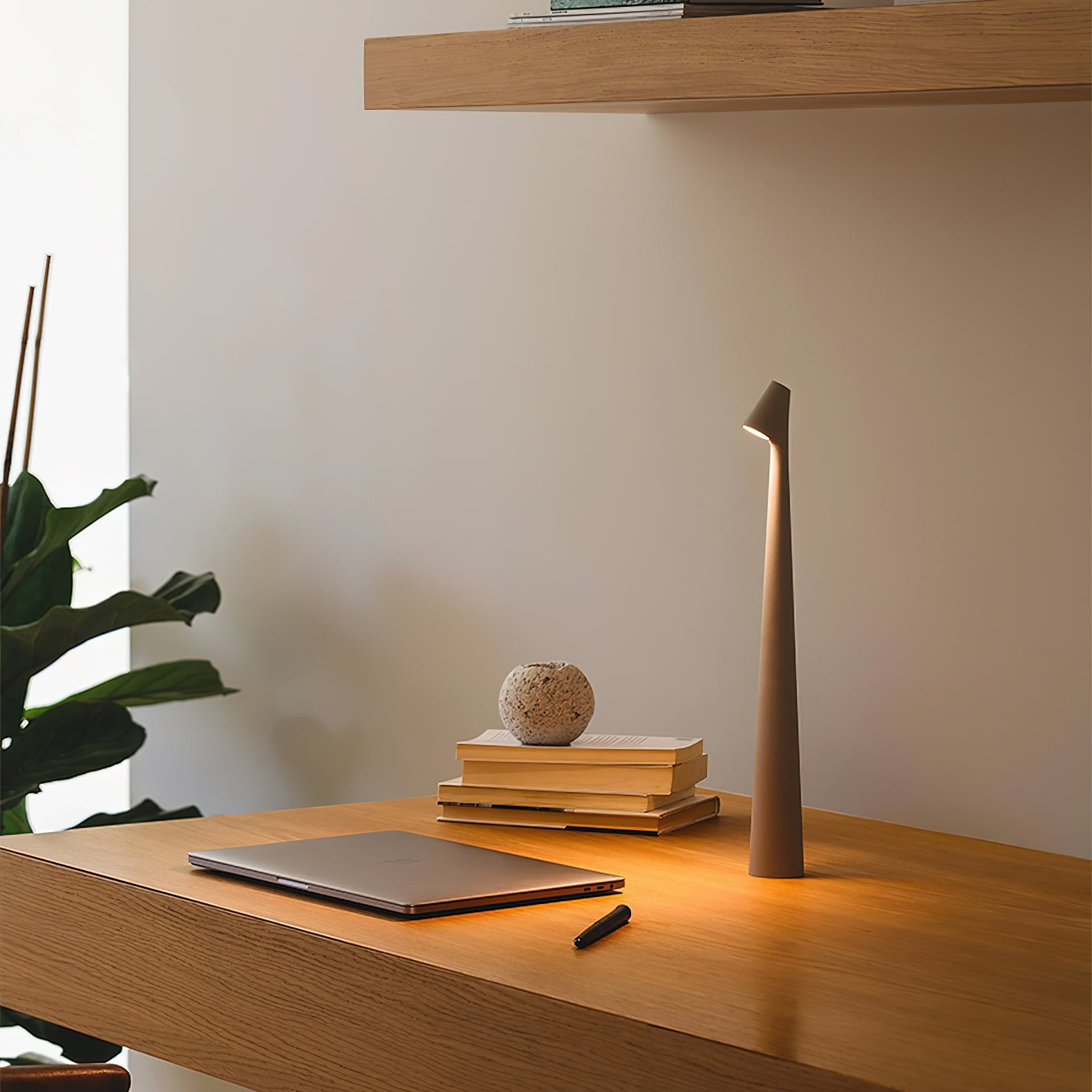Creative Tall Portable Table Lamp K221