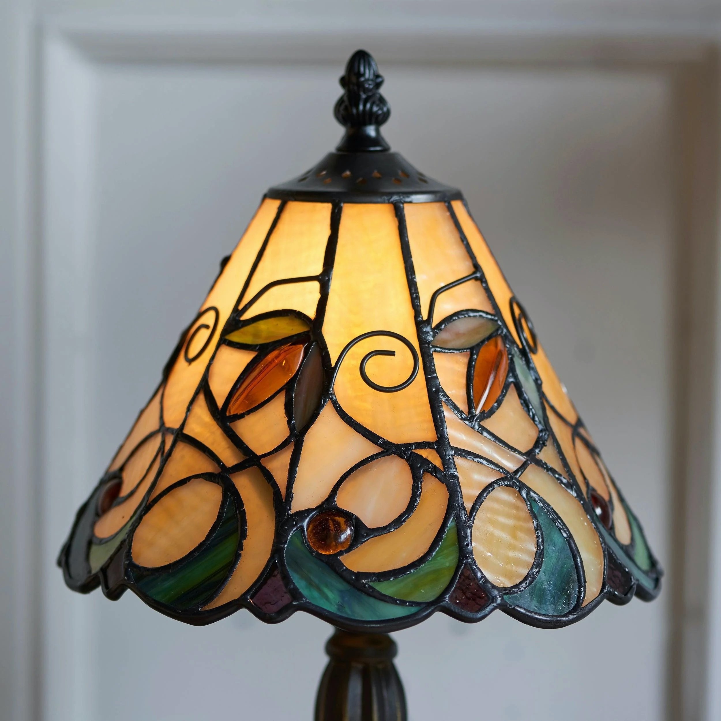 TF Jamelia Classic Stained Glass Table Lamp - Handcrafted Glass Light K1822