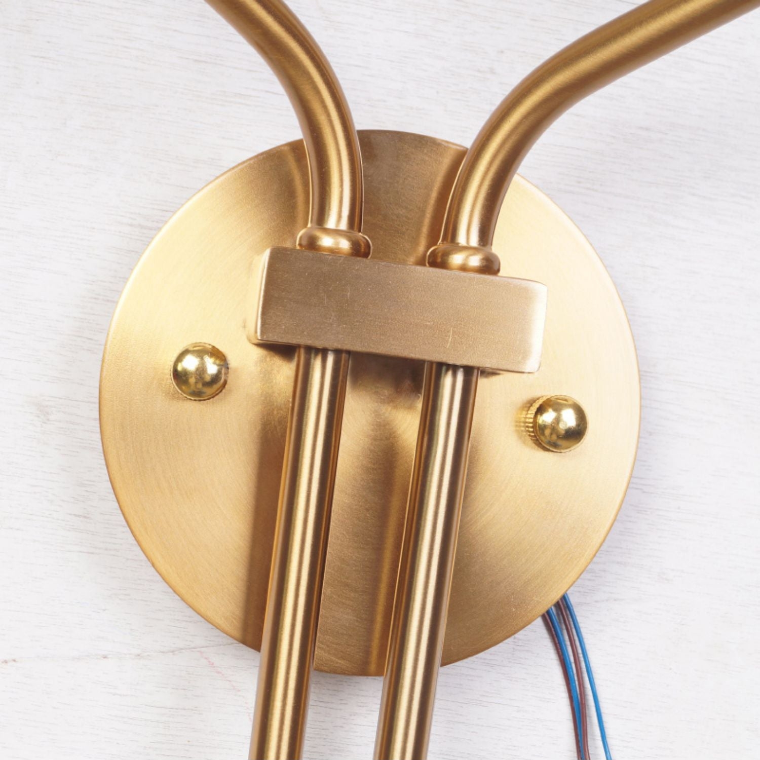 Safavieh Ezra Wall Lamp D488