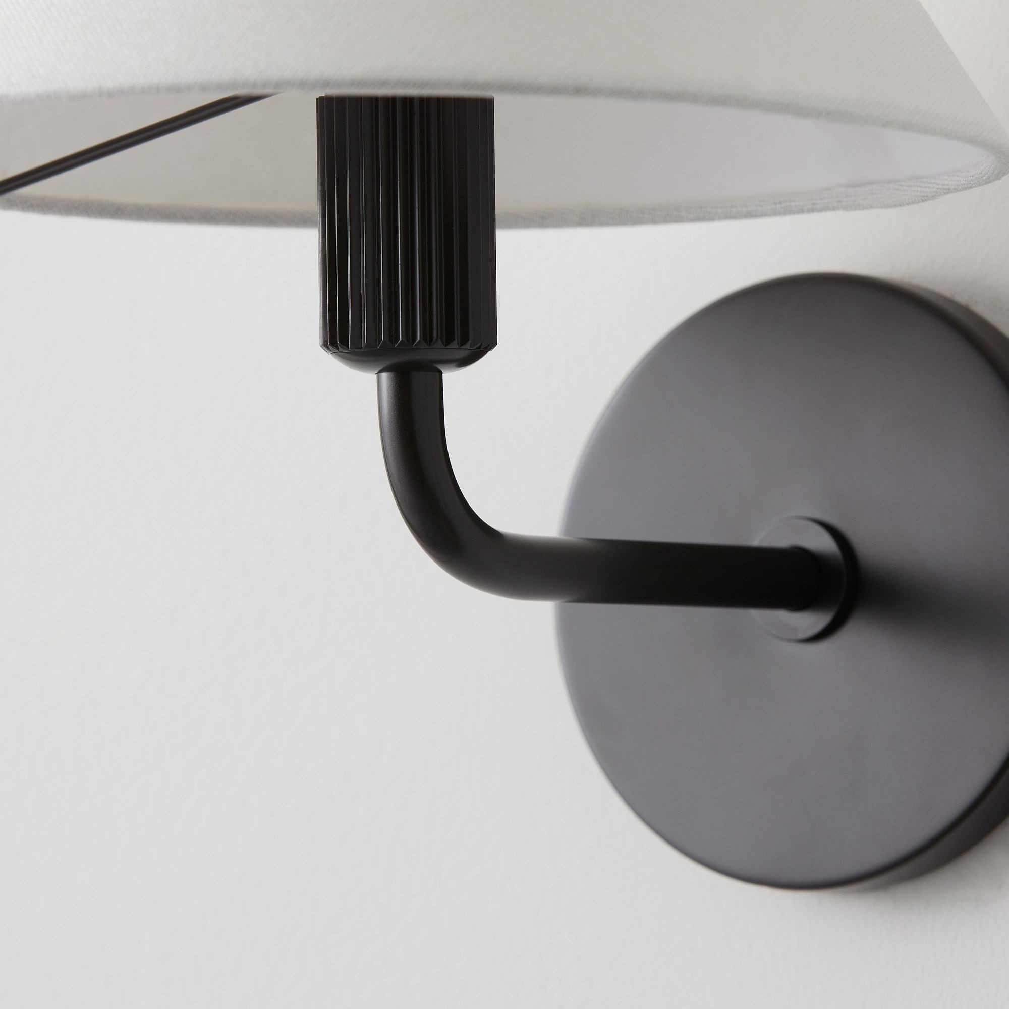 Diora Fabric Metal Wall Sconce – Modern Lighting for Living & Bedroom K1309