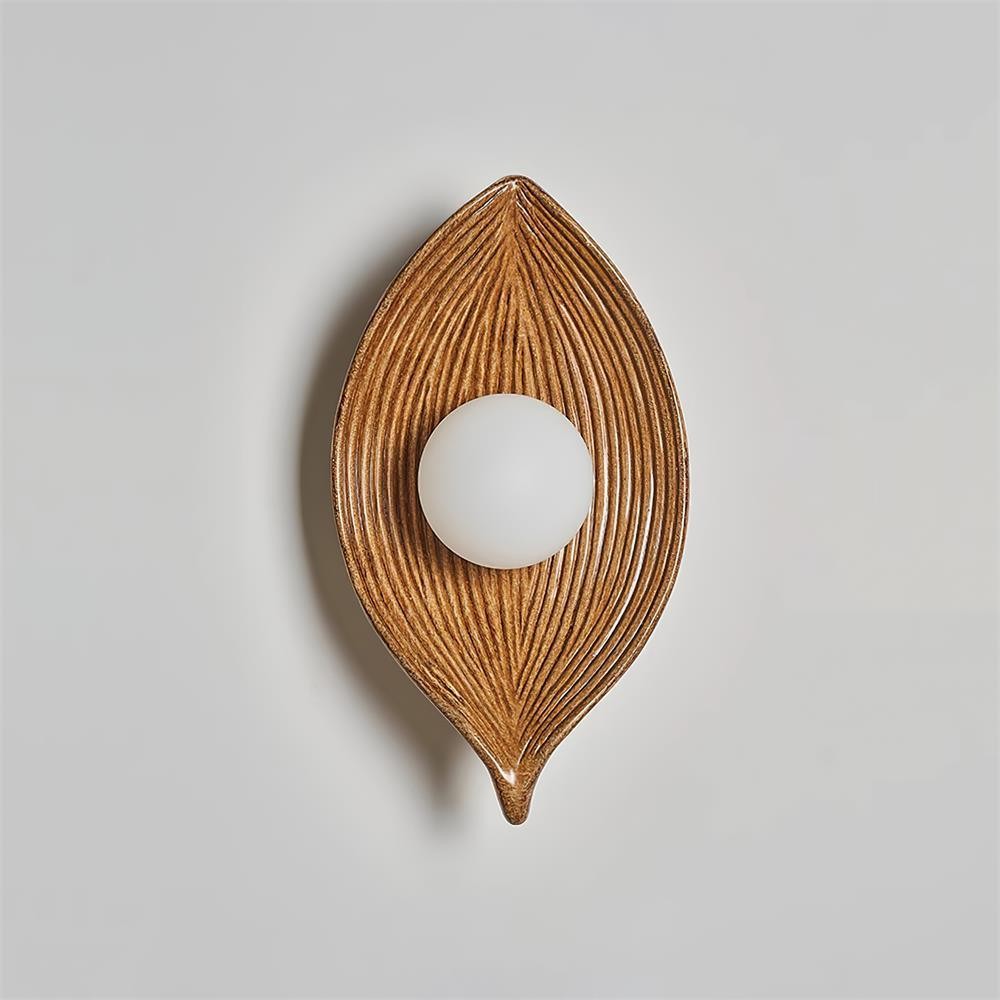 Contemporary Nordic Leaf Resin Wall Light K448