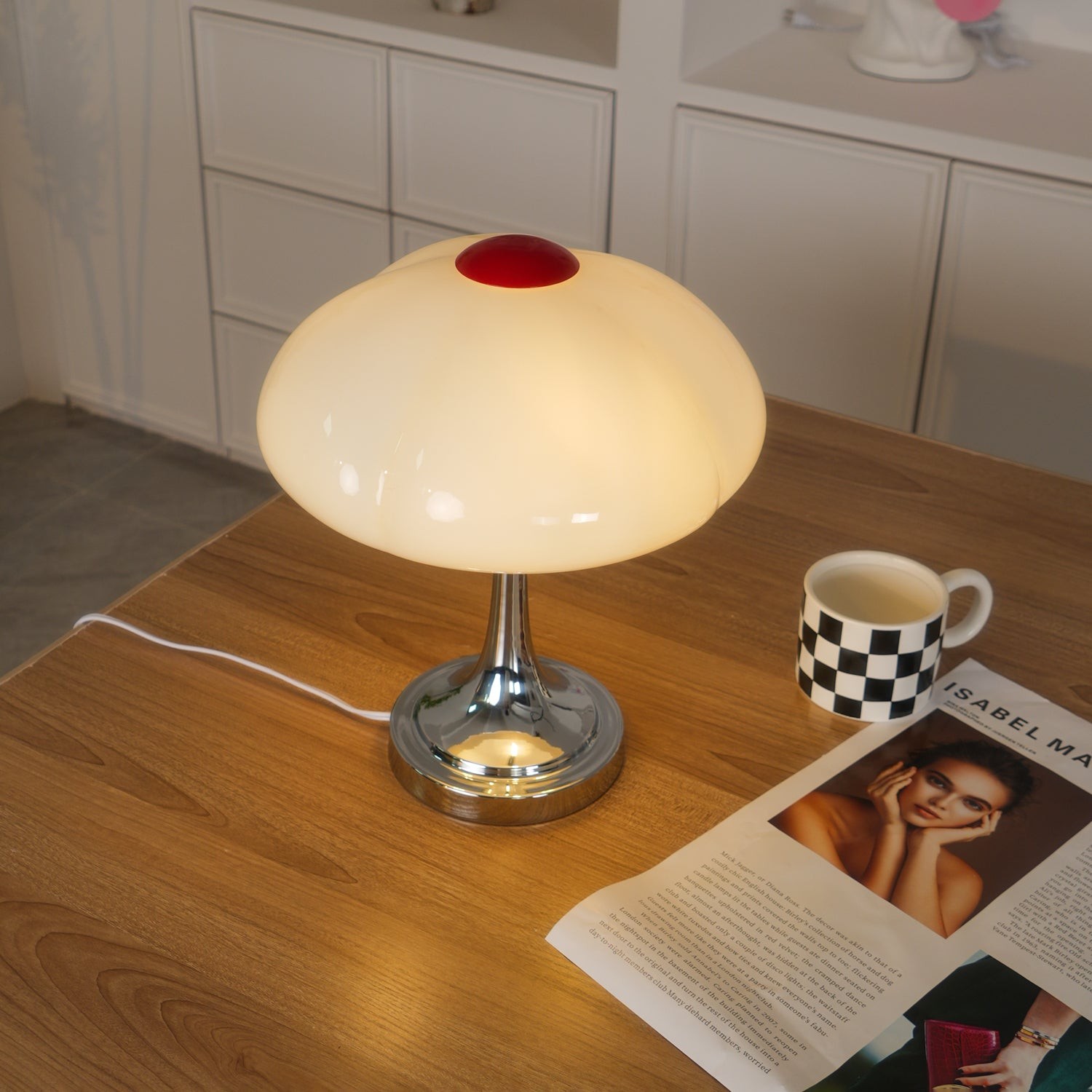 Cream Style Glass Mushroom Table Lamp K706