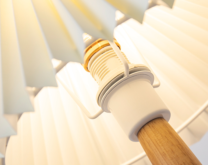Wooden Wall Lamp