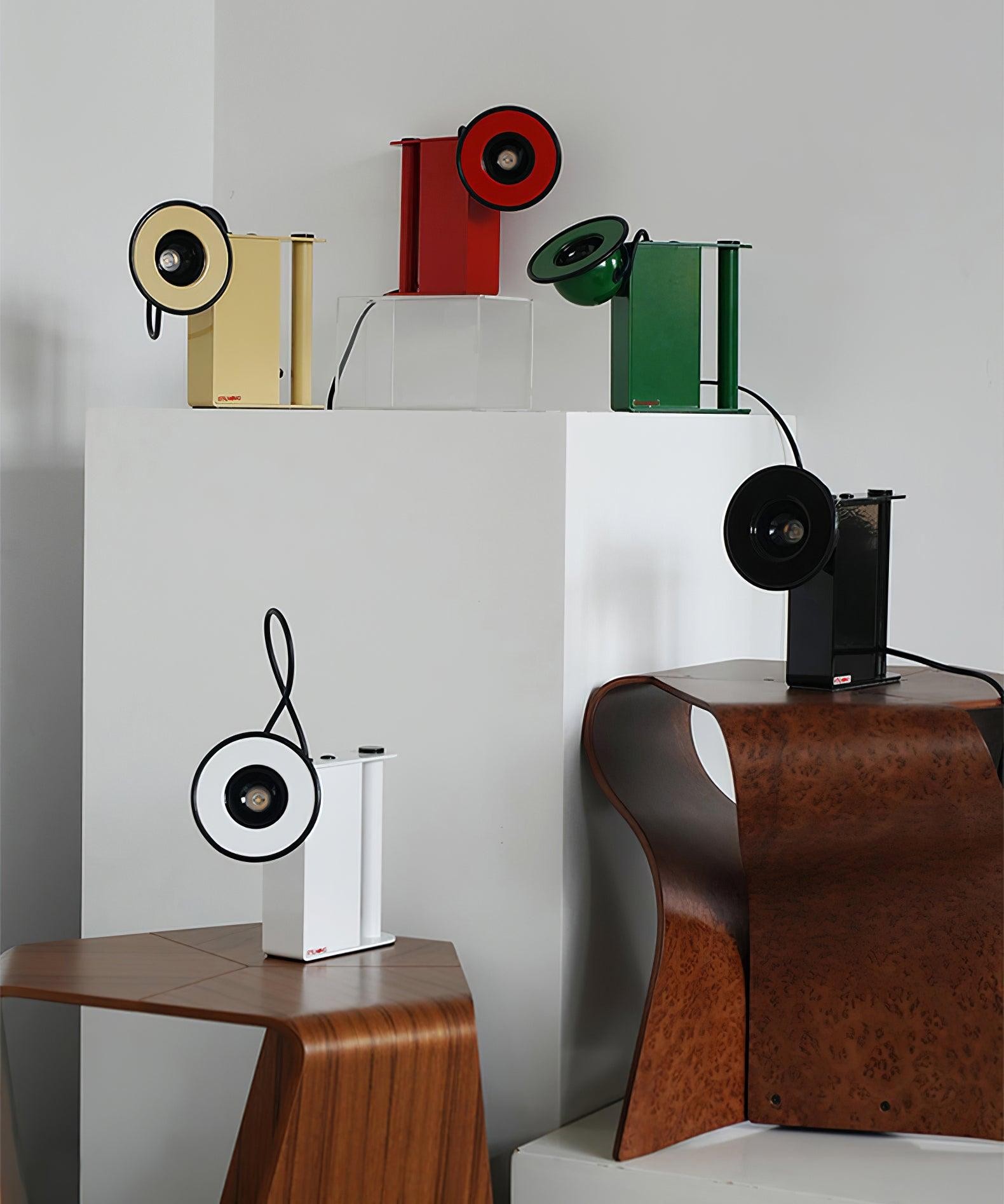 Magnetic Adjustable Camera Table Lamp K870