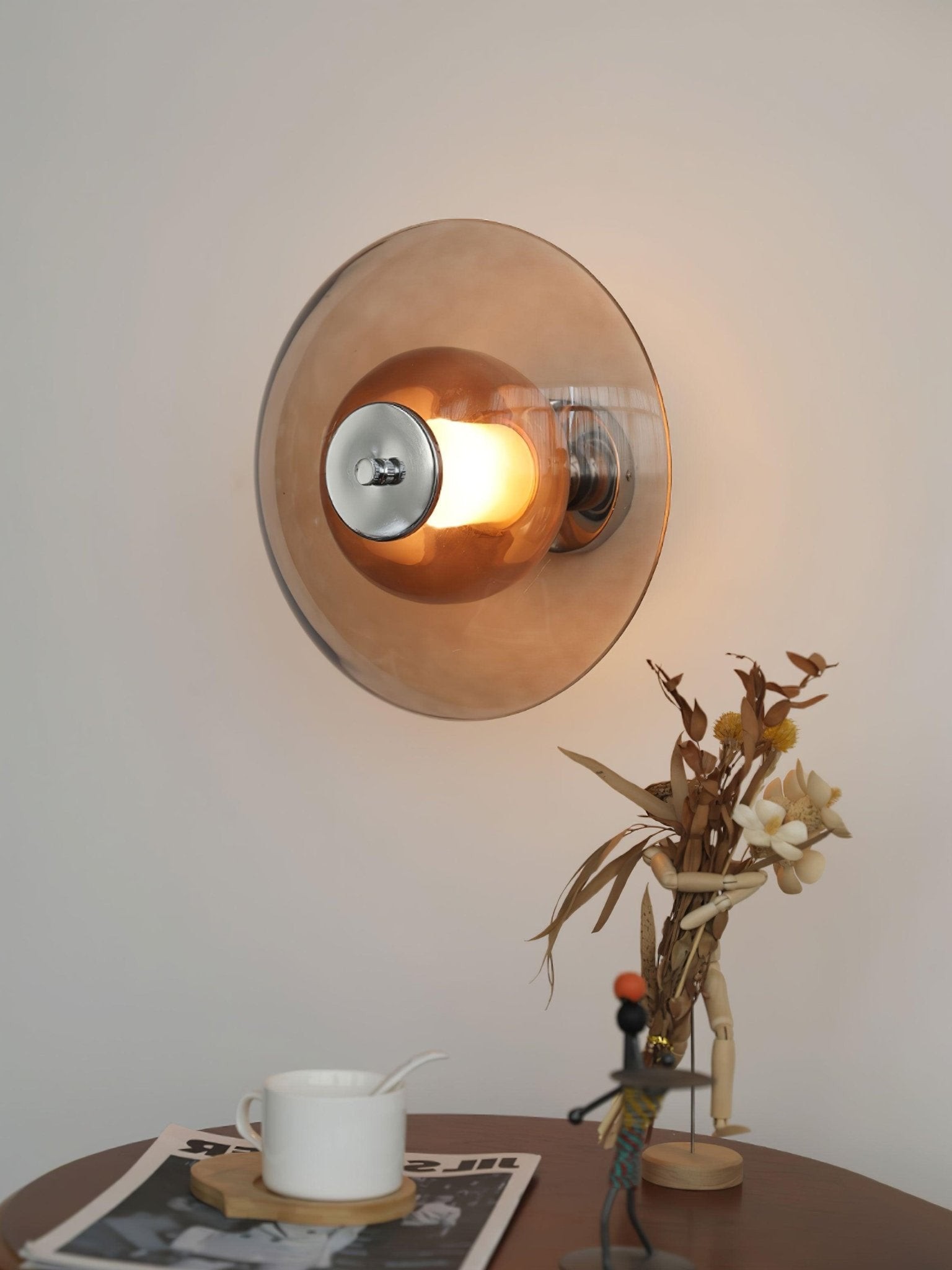 Flying Saucer Plug-in Wall Light K392