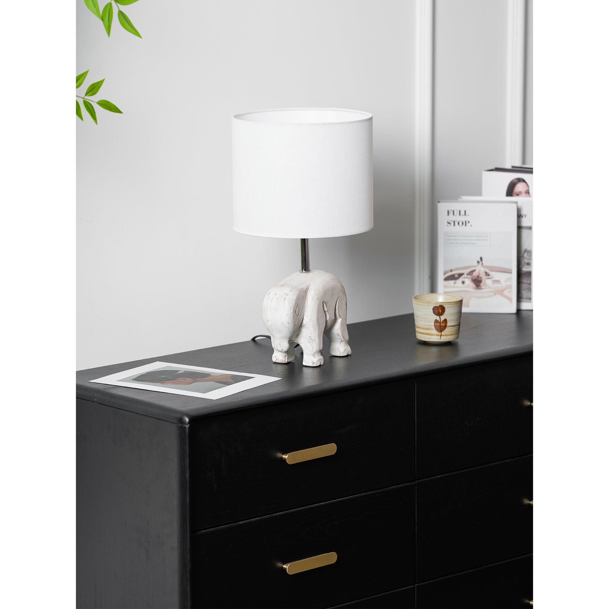 Carved Wood Animal Table Lamp D521