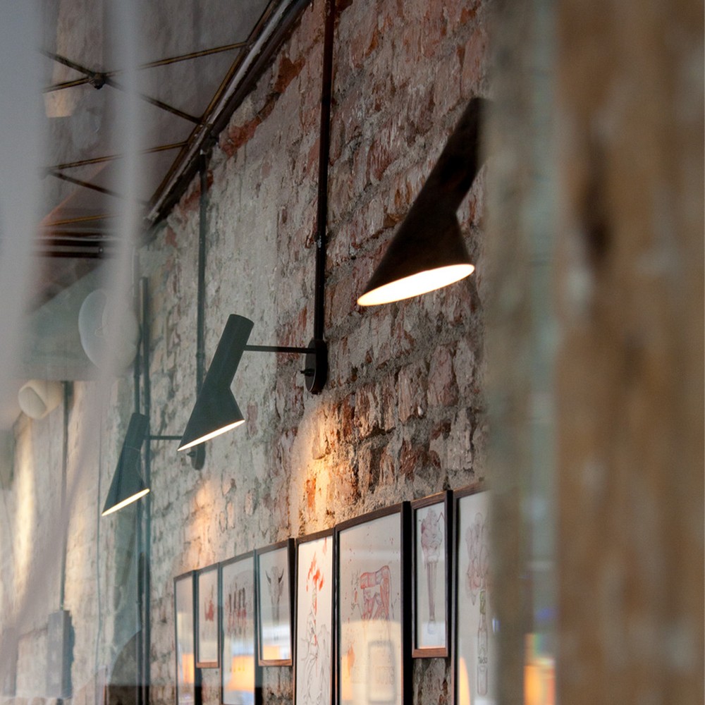 Modern Nordic Metal Wall Lamp - Directional Asymmetrical Sconce for Hallway