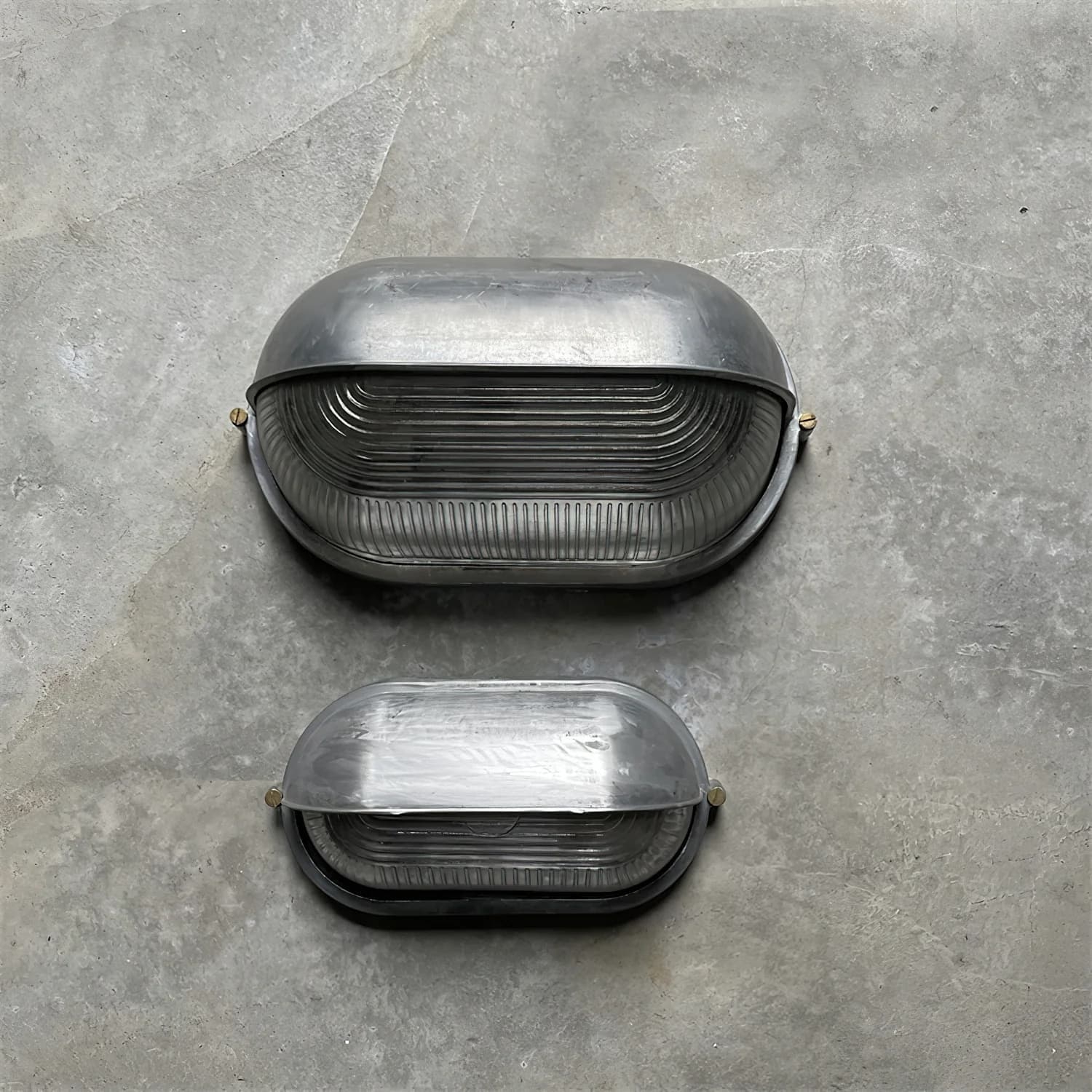 Docka Metal and Glass Outdoor Wall Sconce - Vintage Industrial Wall Light for Porch K2367