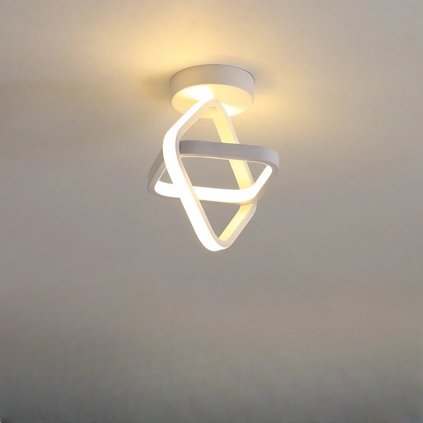 Nordic Creative Design Dimmable Ceiling Light K66