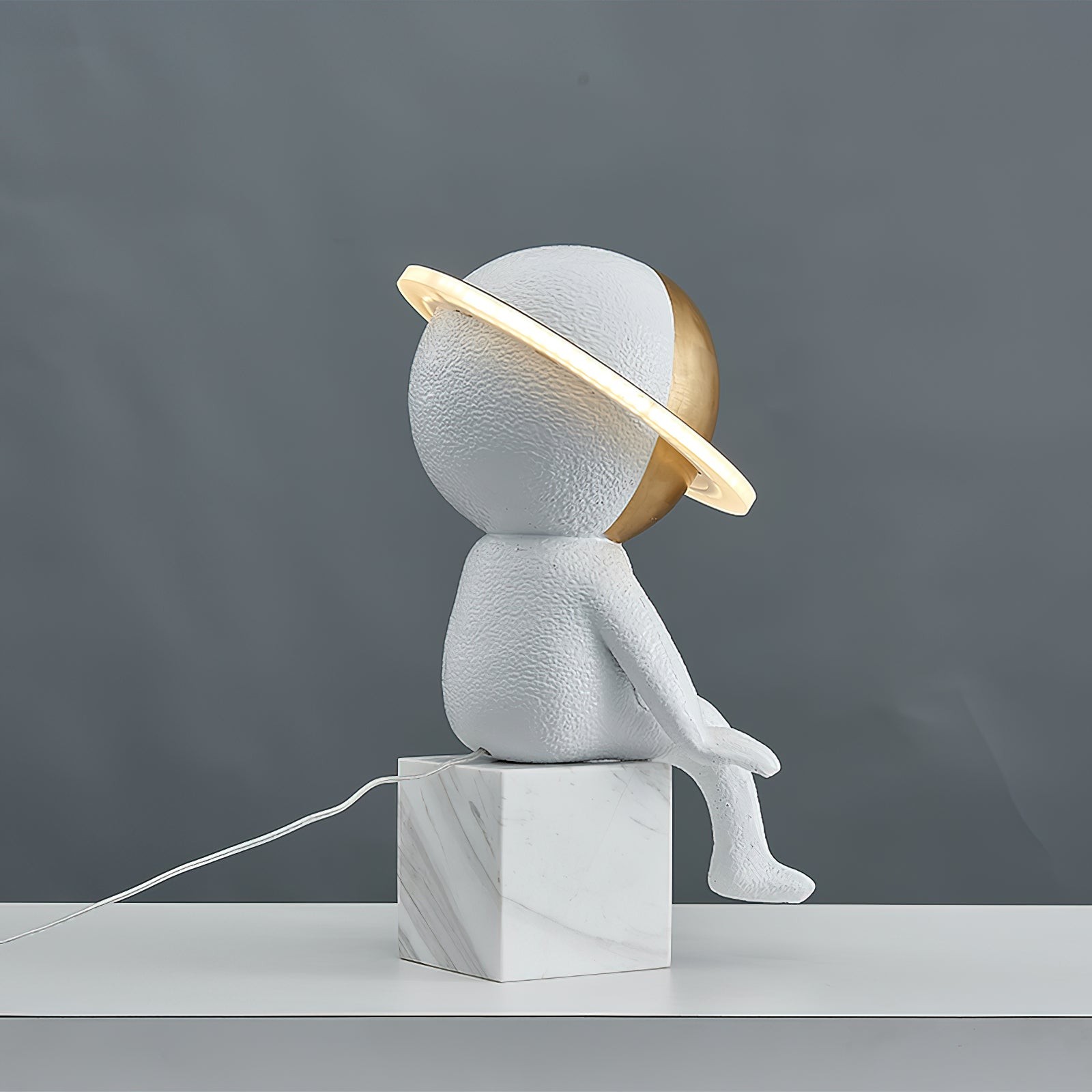 Modern Space Astronaut Resin Table Lamp K245