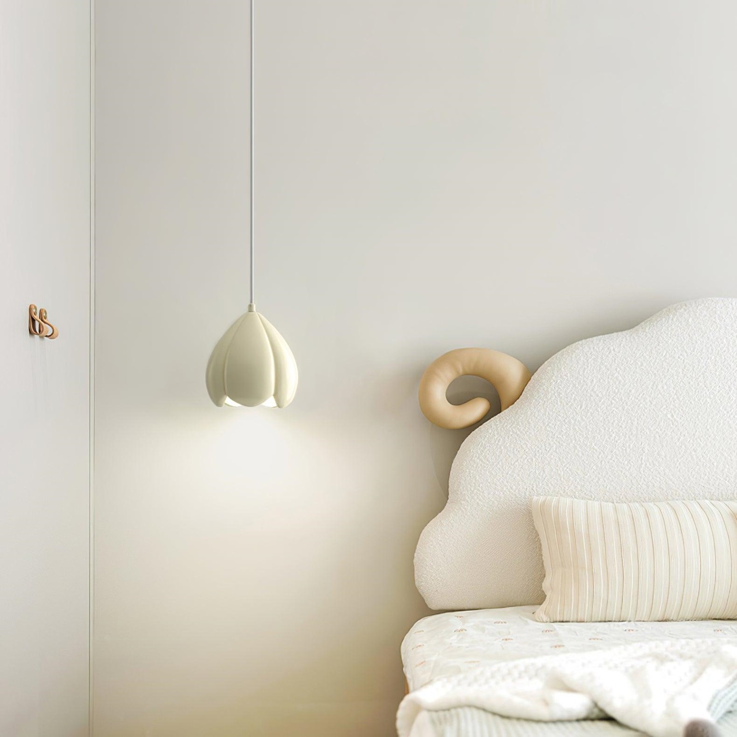 French Style Flower Bud Pendant Lamp K145