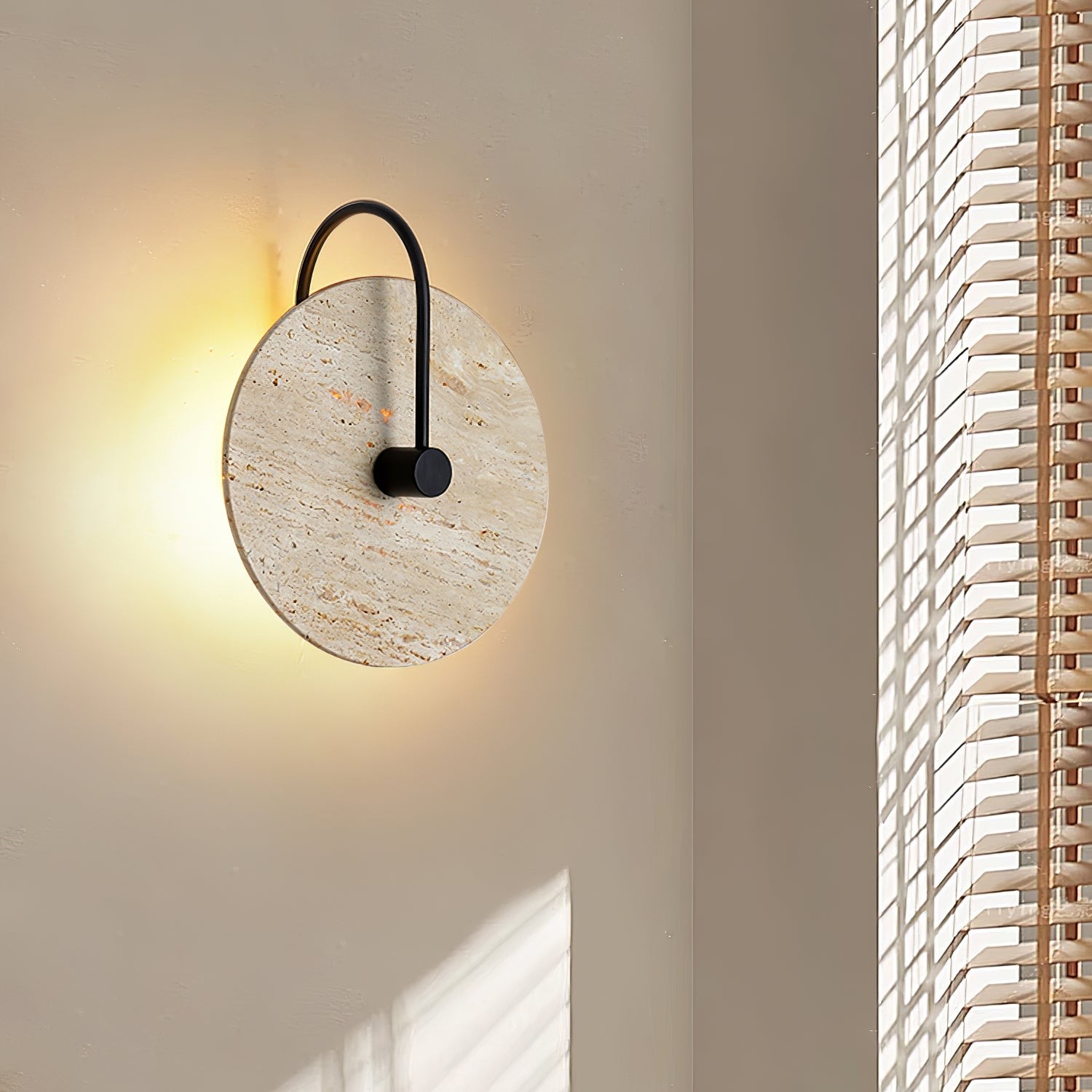 Simple Clock-Shaped Travertine Wall Lamp K652