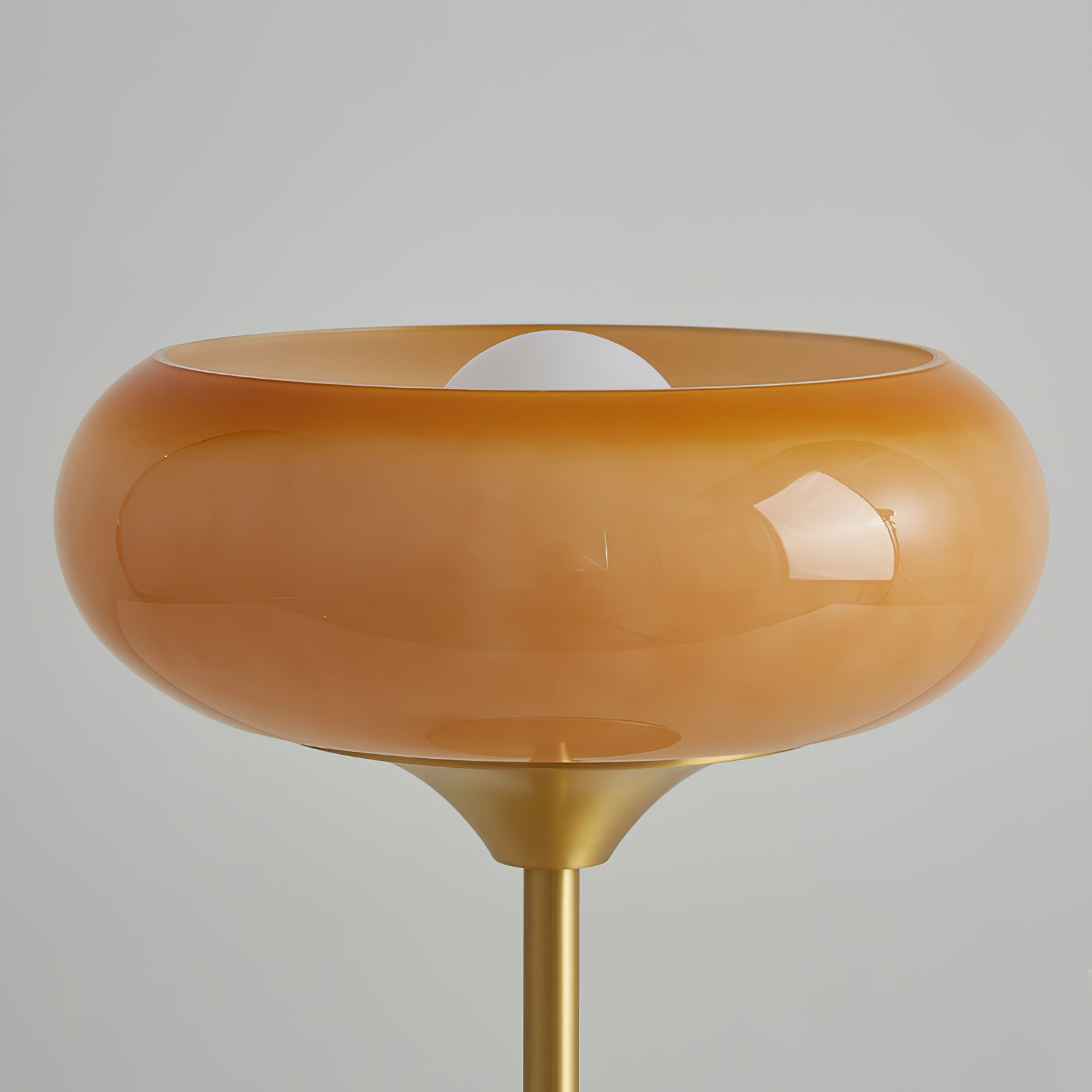 Egg Tart Glass Table Lamp D443