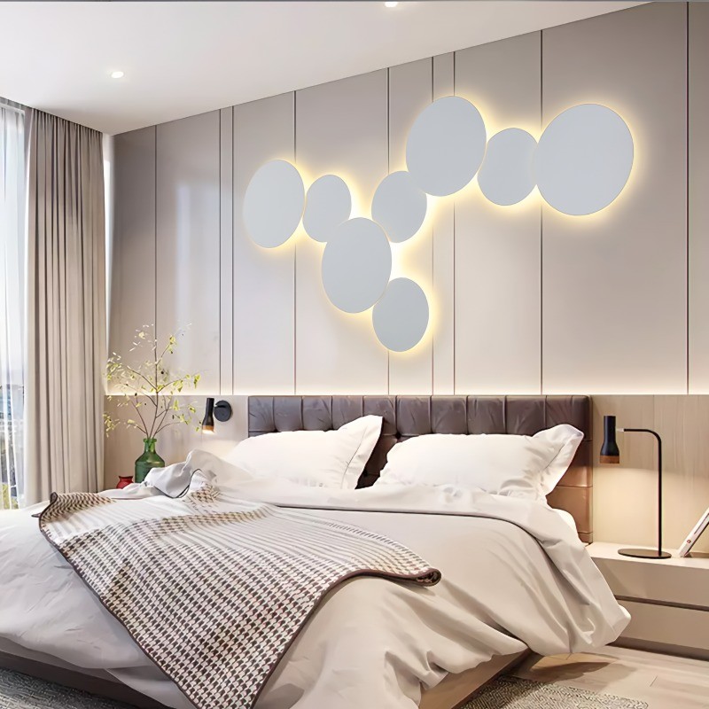 PUCK WALL ART | Fluorescent wall light