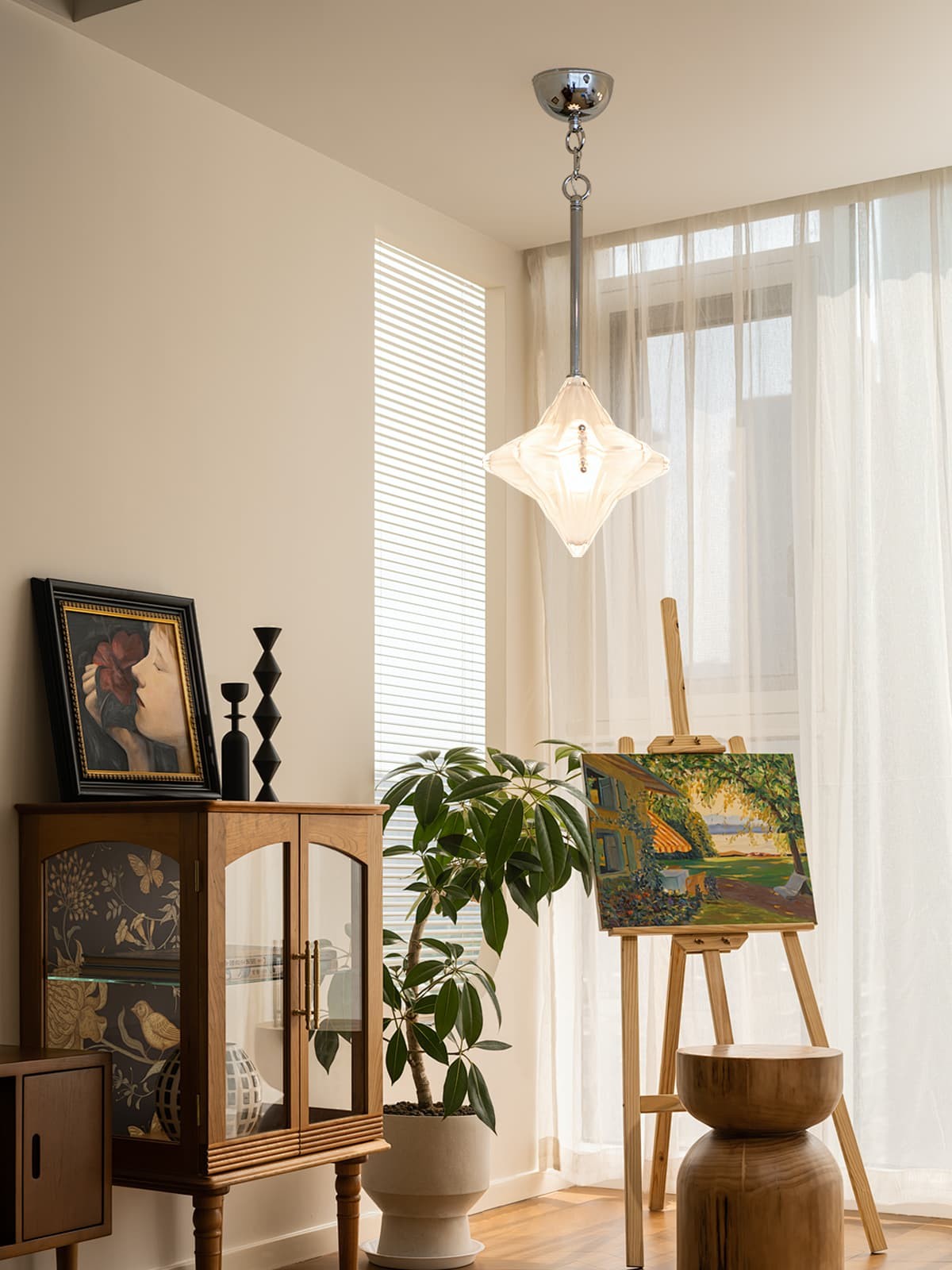 Art Deco Astris Elara Star Pendant Light - Frosted Glass Pendant with Geometric Style K1583