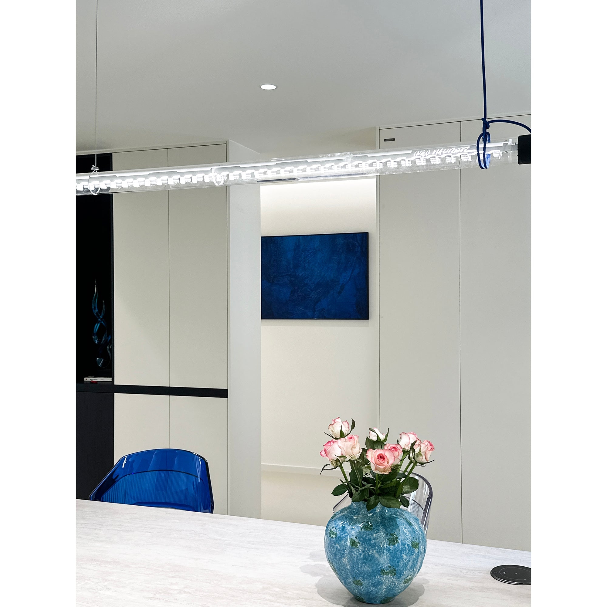 Tubular Linear LED Pendant Lamp D696