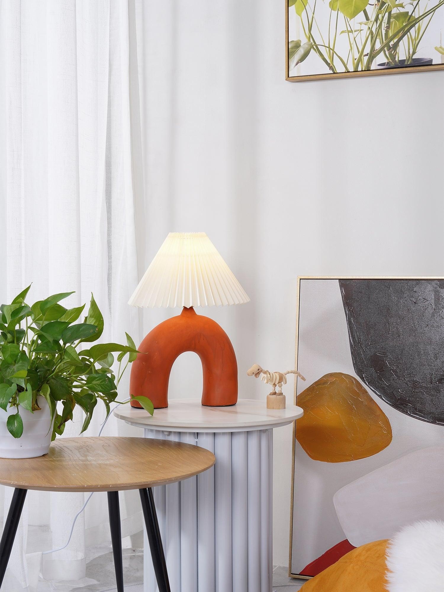 Arched Pleated Table Lamp K238