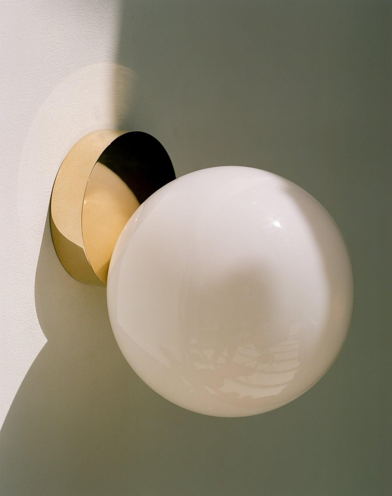 Scandinavian Iron Modern Wall Lamp K704