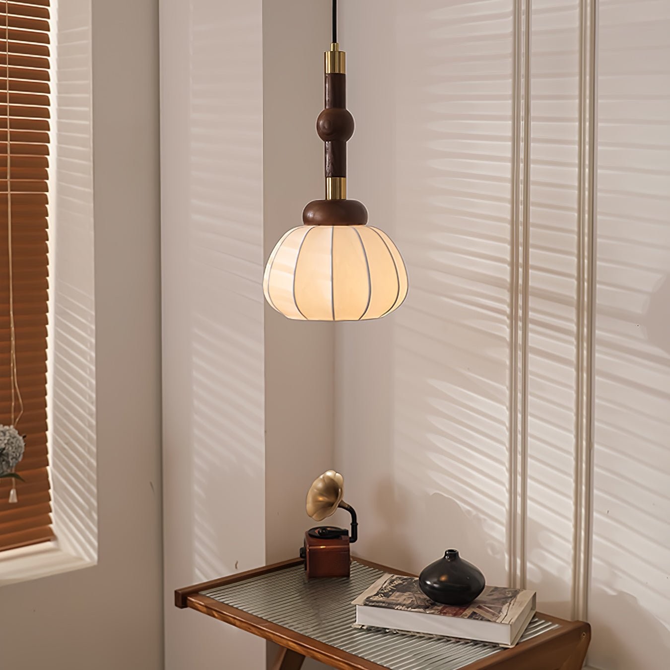 Silk Globe Pendant Lamp K664