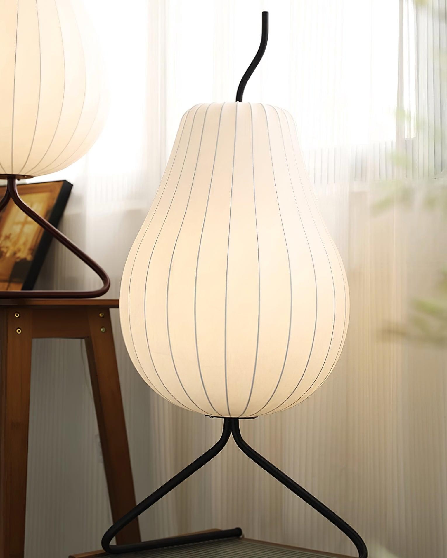 Pear-shaped Shite Floor Lamp Suitable For Living Room K581