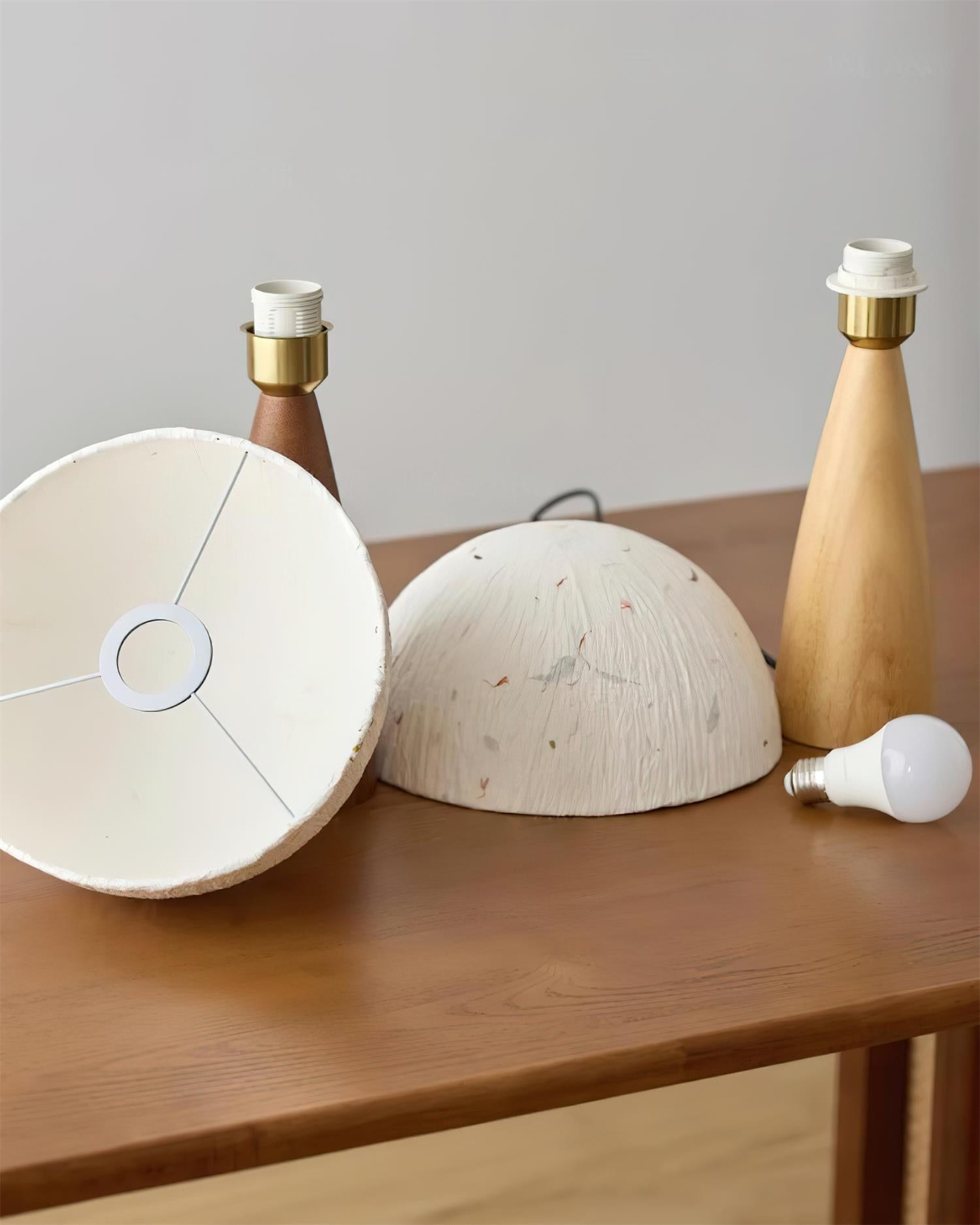 Kent Wood Table Lamp D62