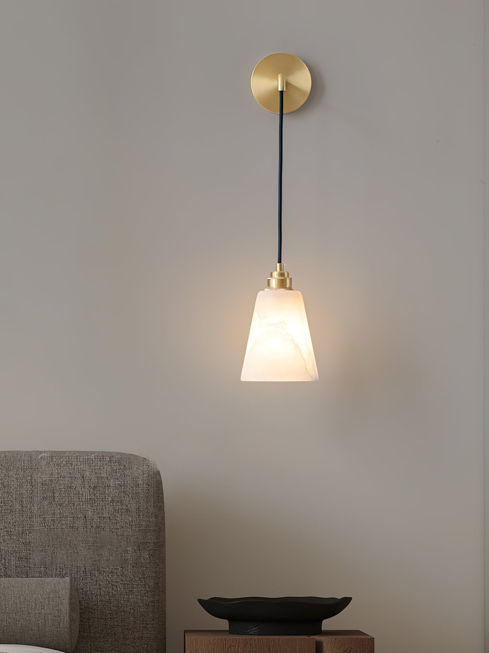 Droplet Alabaster Wall Lamp D403