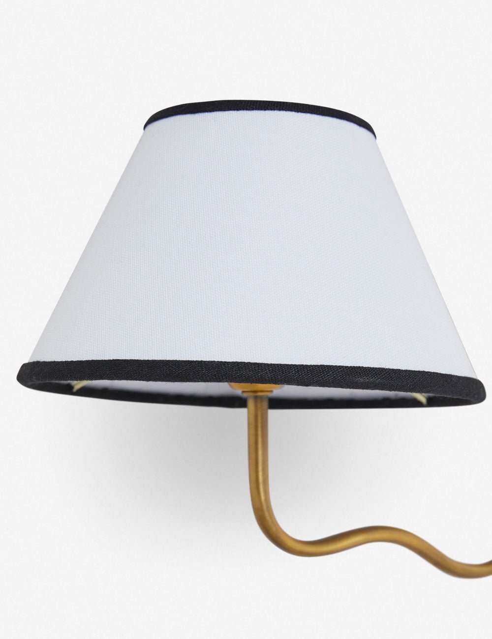 Kulo Elegant Fabric Wall Lamp – Graceful Wave Design for Entry or Bedroom K1575