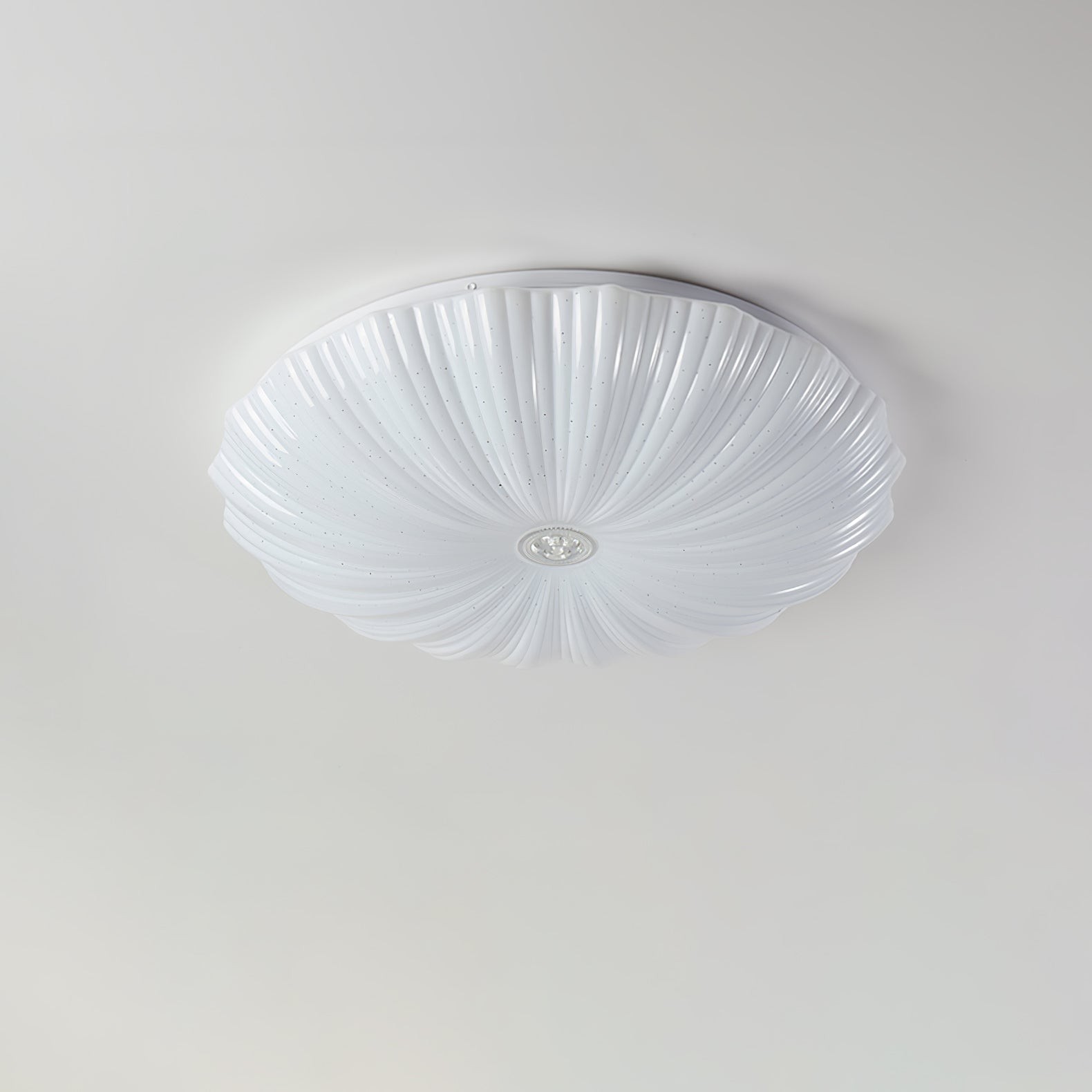 Acrylic Shell Round Ceiling Lamp K662