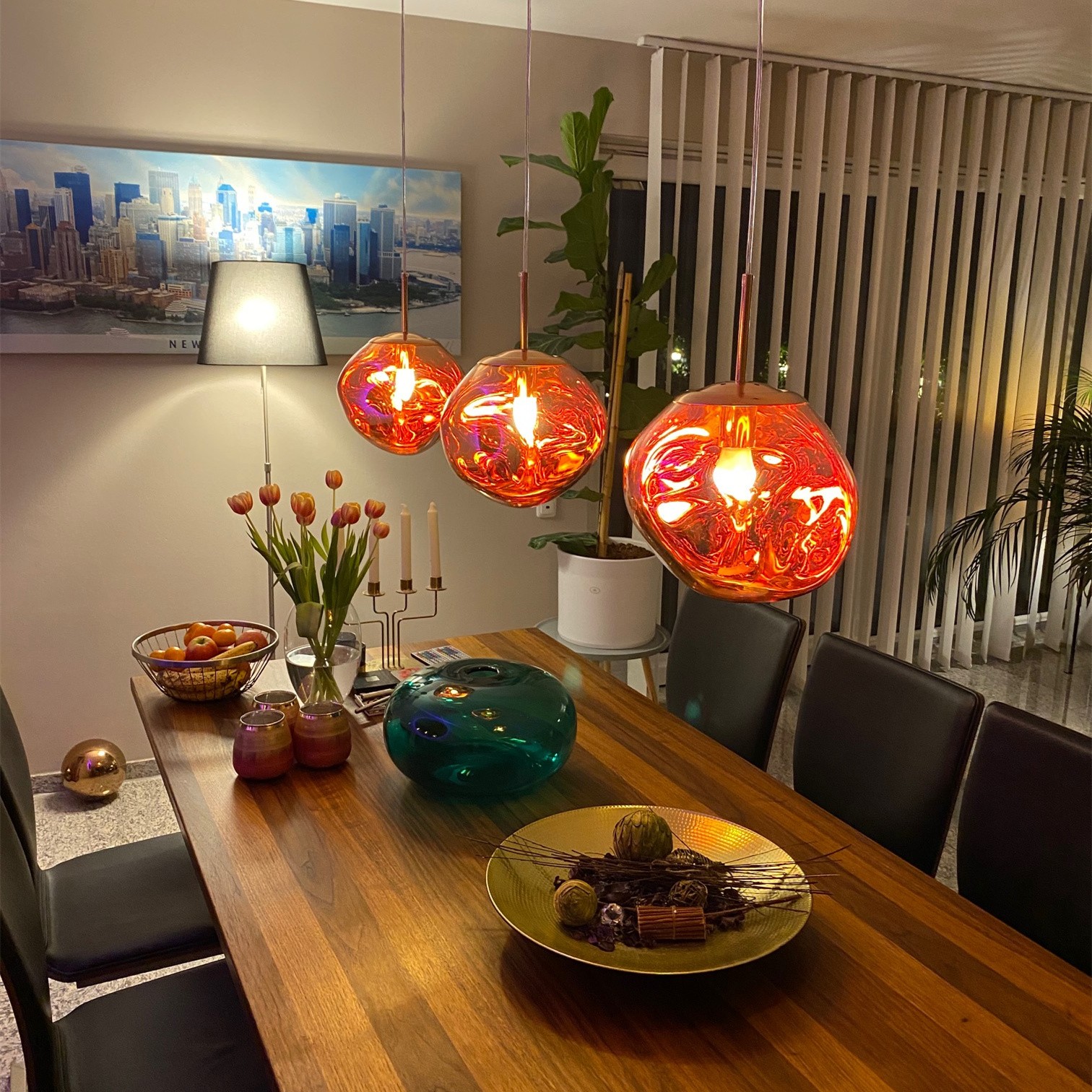Sleek Glass Lava Pendant Lamp - Modern Lighting Fixture for Dining Area K806