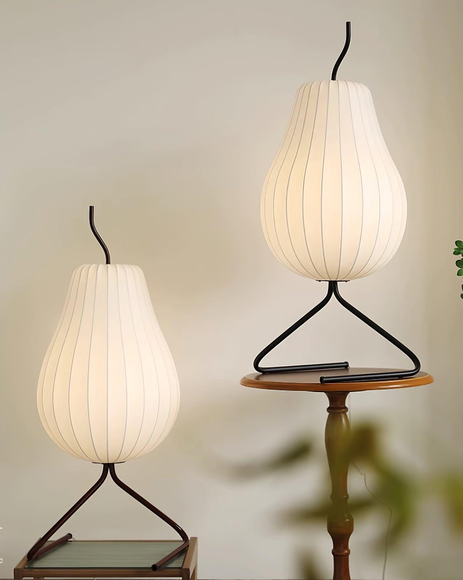 Pear-shaped Shite Floor Lamp Suitable For Living Room K581