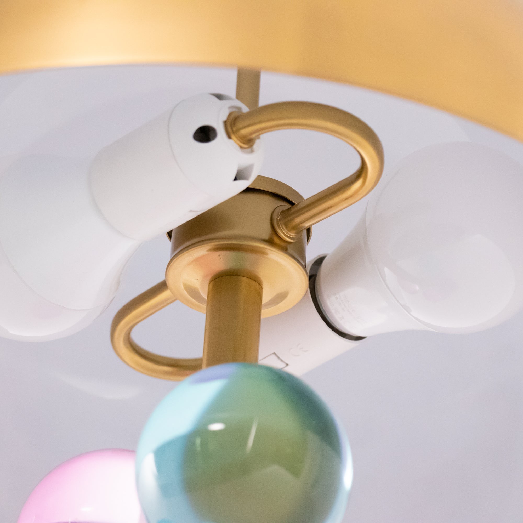 Modern Creative Metal Table Lamp K411