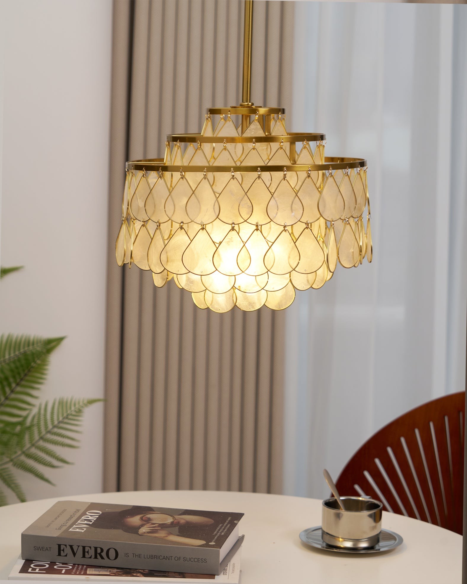 Vivant Shell Pendant Lamp K1094