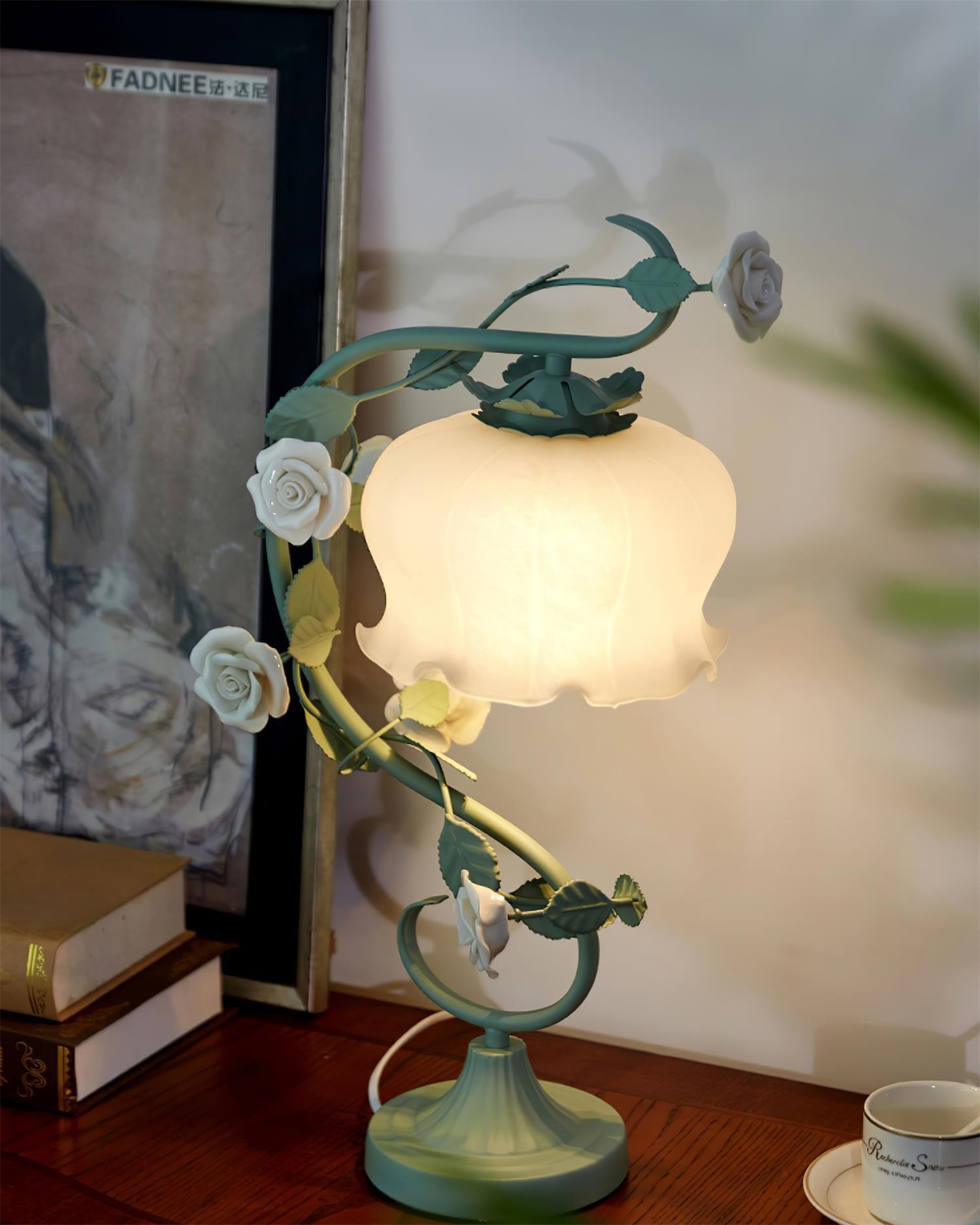 Green Pink White Rose Flower Table Lamp K640