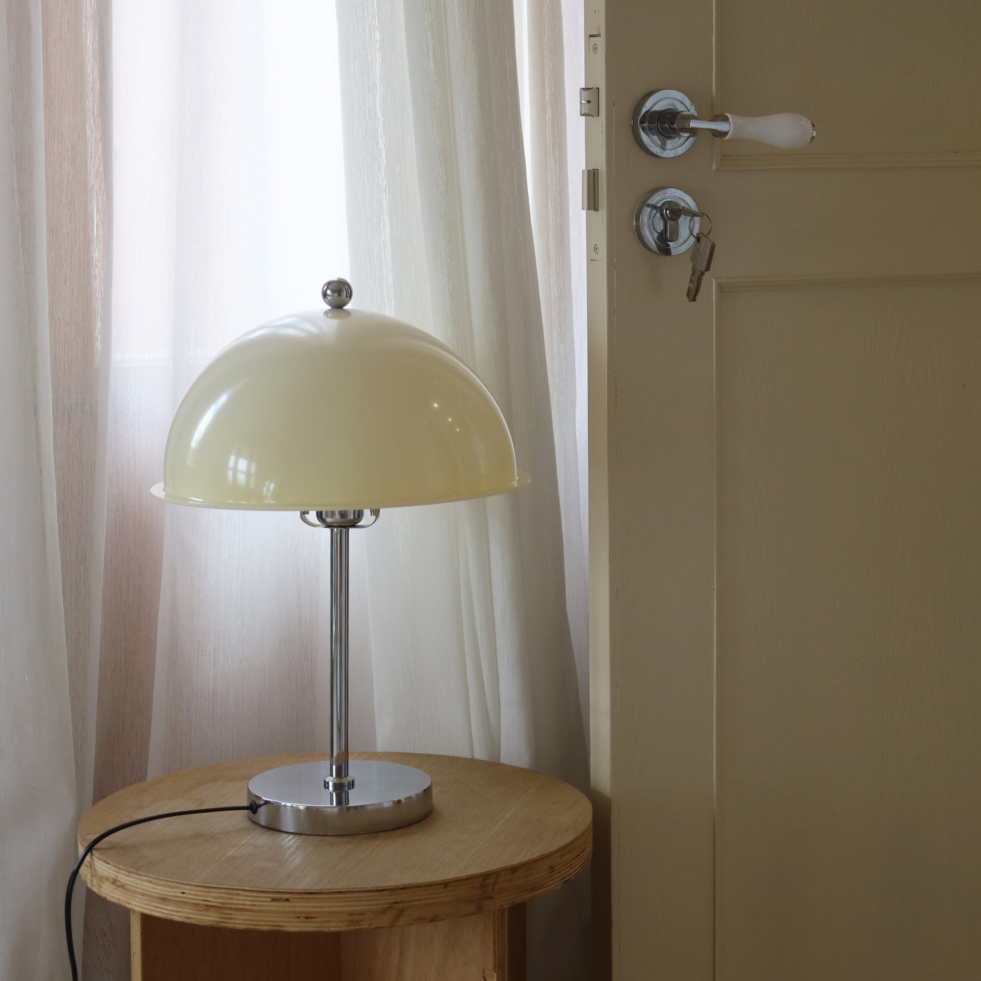 Edinburgh Table Lamp K1014