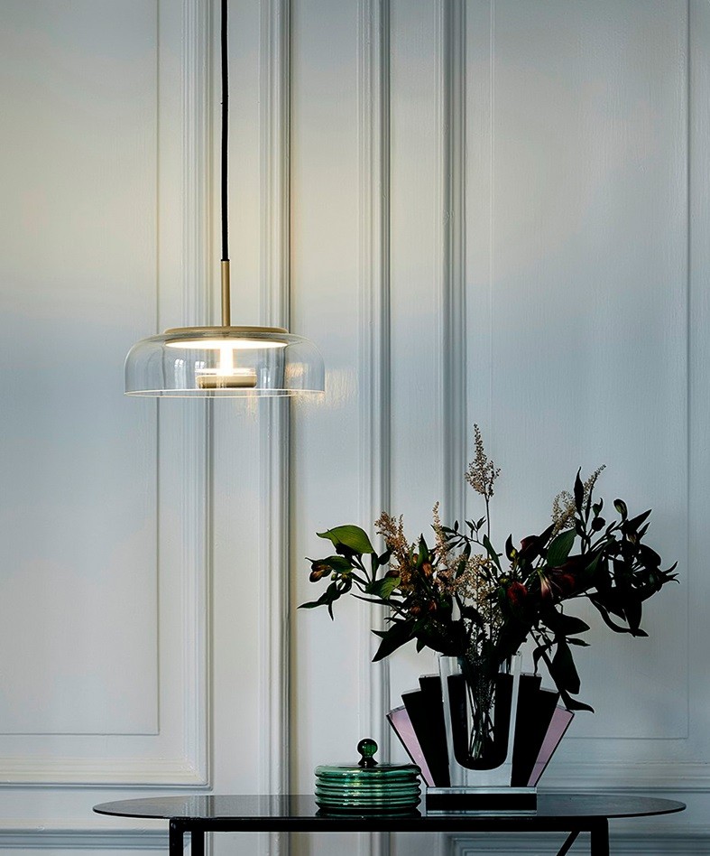 Classic glass pendant lamp