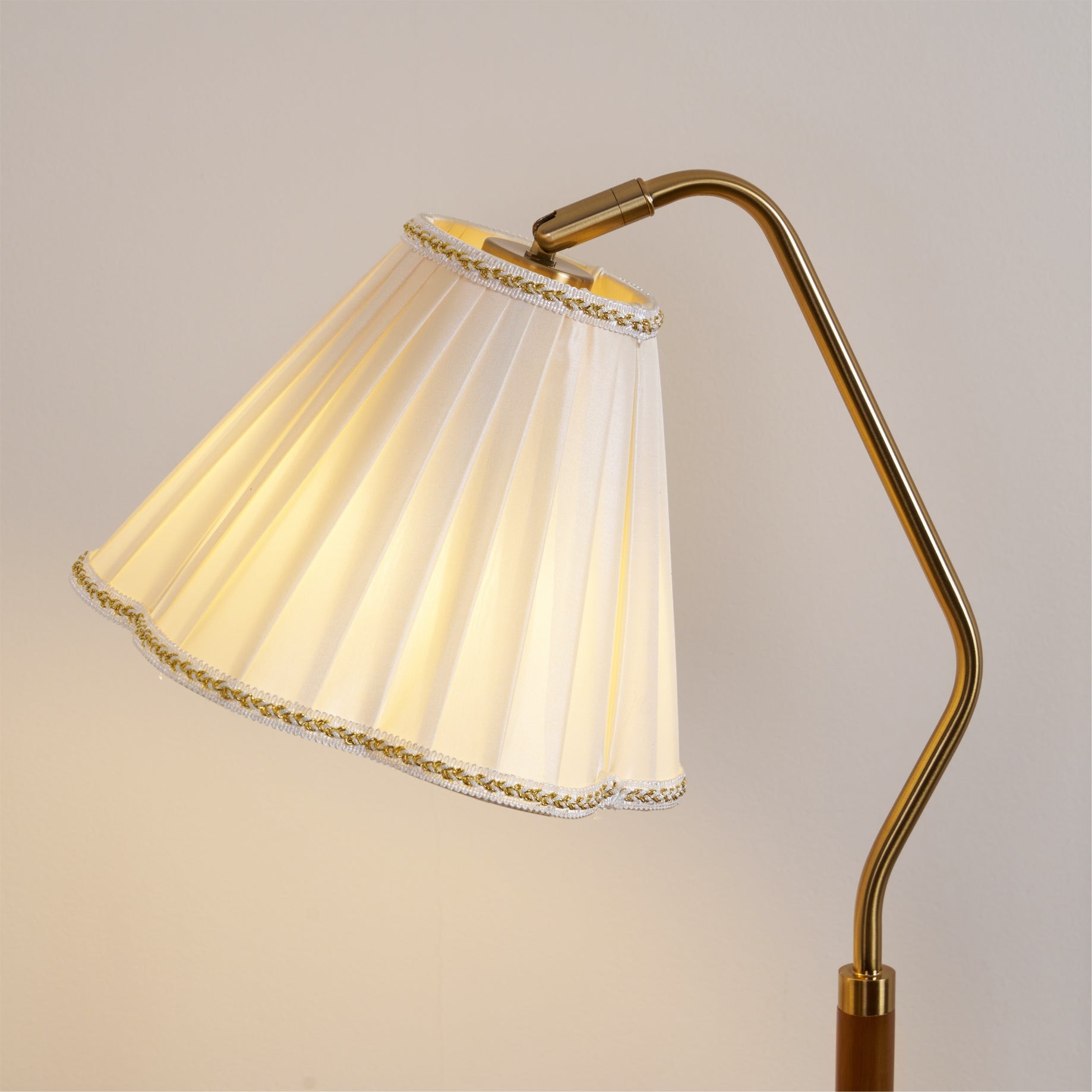 Florentine Fabric Table Lamp K1022