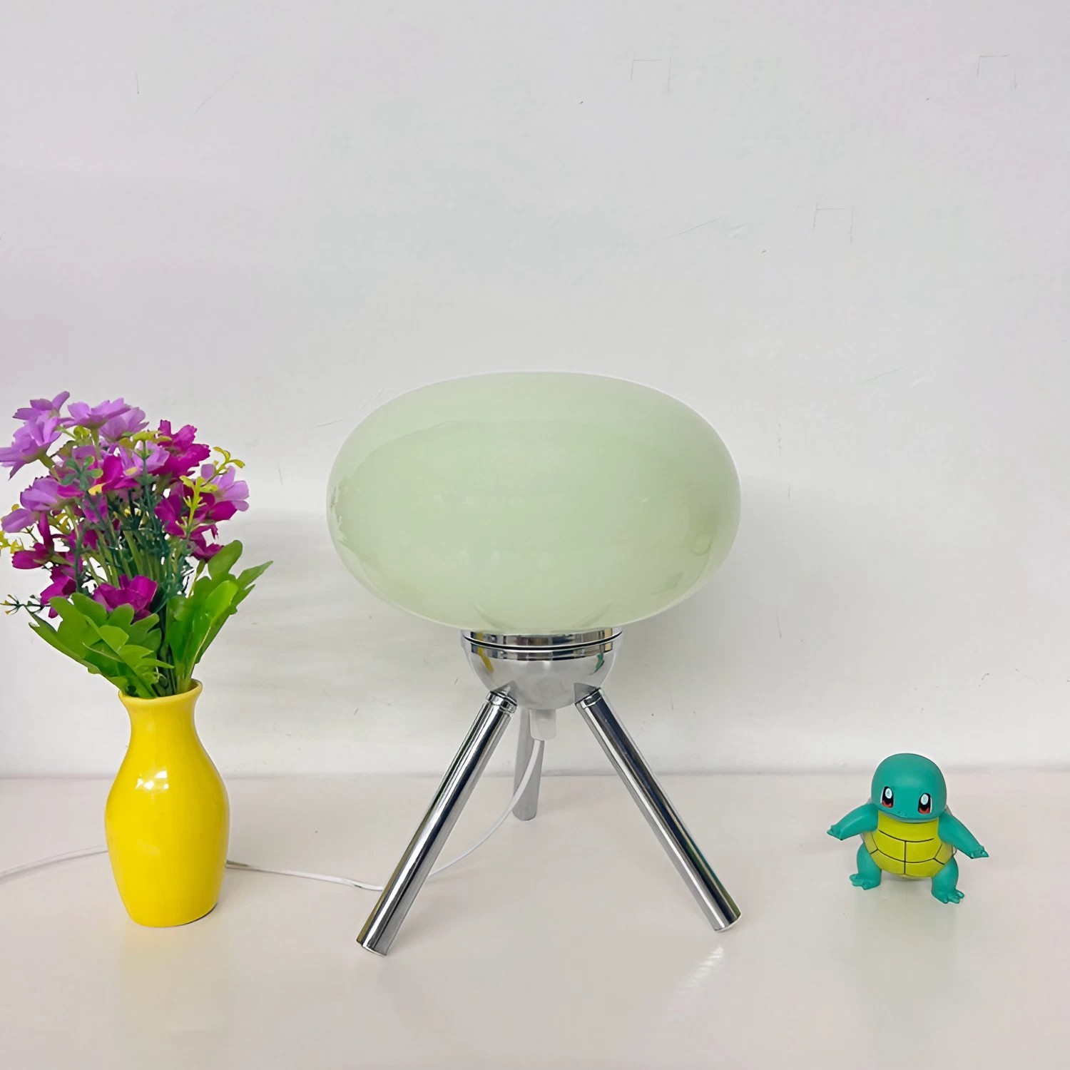 Modern Bauhaus Lollipop Glass Tripod Table Lamp K22