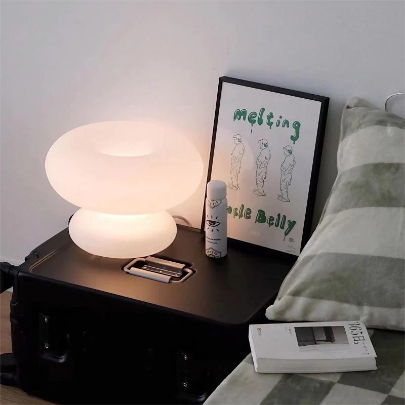 Minimalist Bauhaus White Mushroom Table Lamp K22