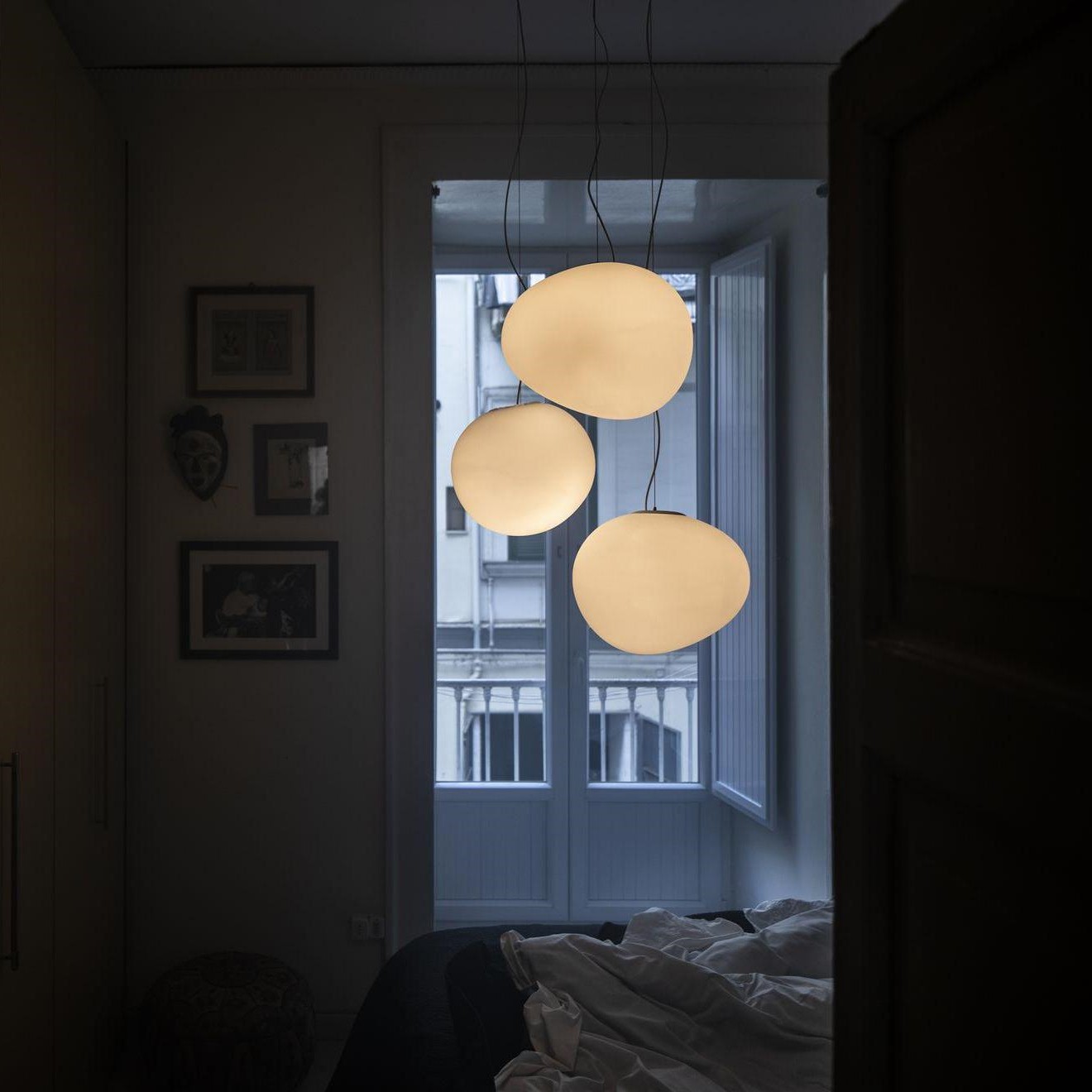 Pebble Shape Pendant Light - Nordic Glass Pendant light for Dining Room K797