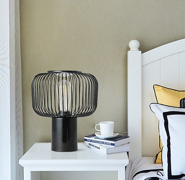 Hollow Lantern Table Lamp