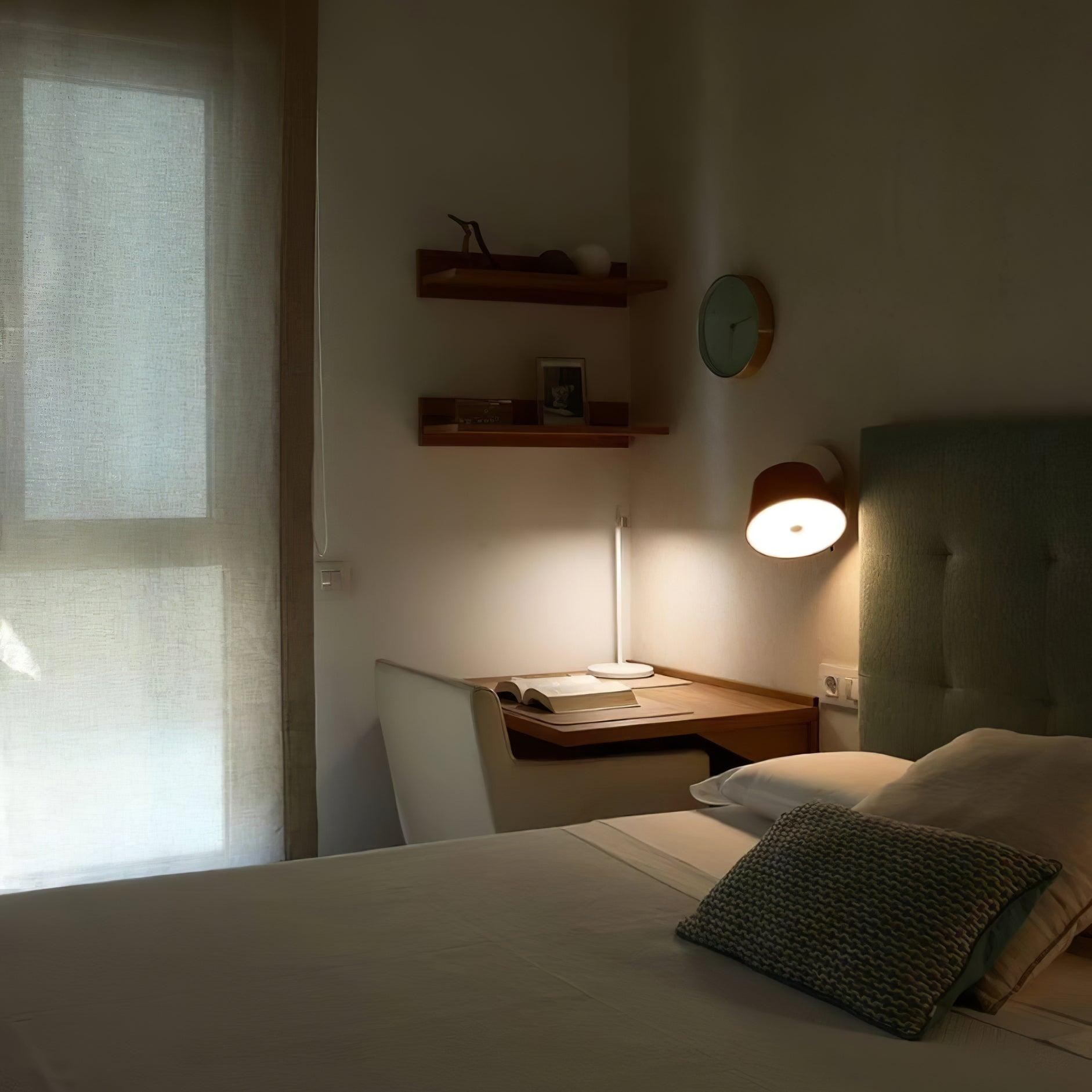 Simple Bedroom Bedside Reading Wall Lamp K334