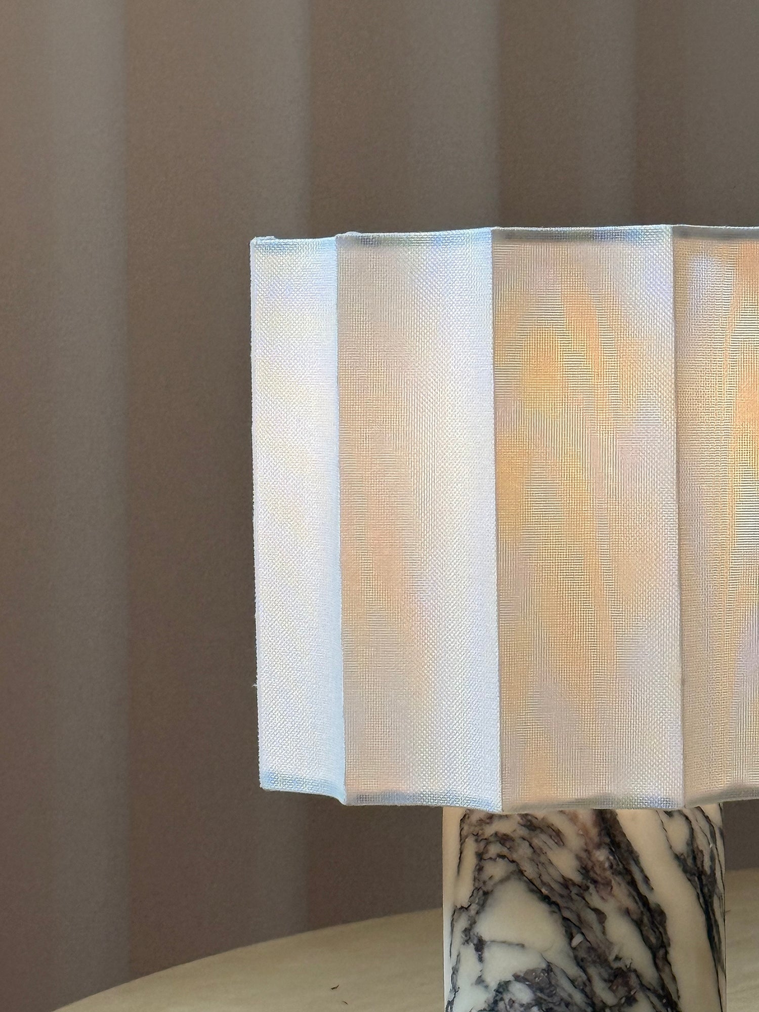 Valli Table Lamp (Built-in Battery) D668